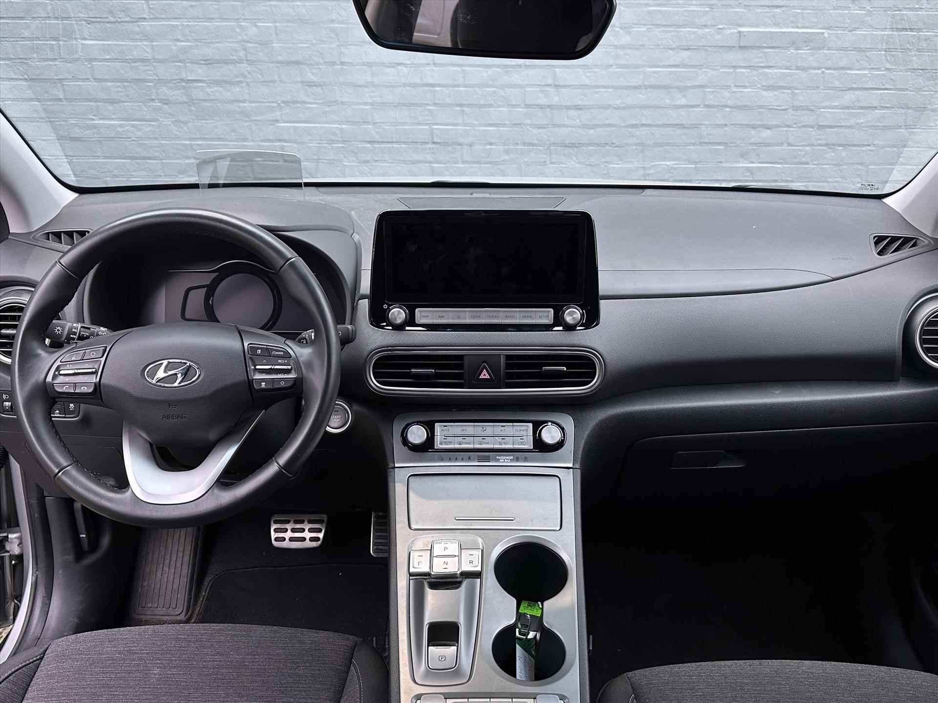 Hyundai Kona EV  64KwH  204pk Automaat Fashion | - 12/30
