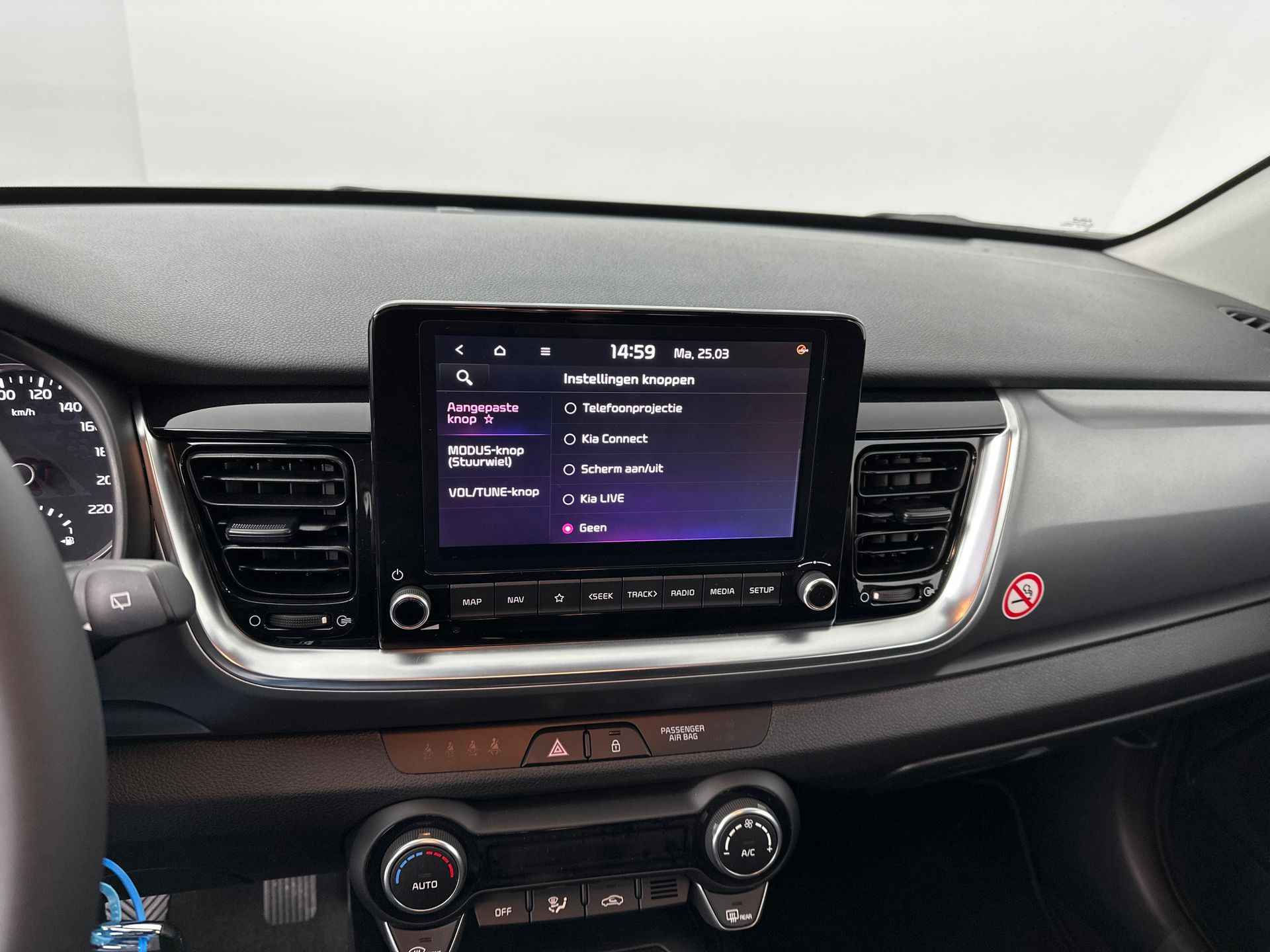 Kia Stonic 1.0 T-GDi MHEV DynamicLine | Navigation Pack | Climate control | Parkeercamera | Apple Carplay / Android Auto | Direct Leverbaar | - 12/35