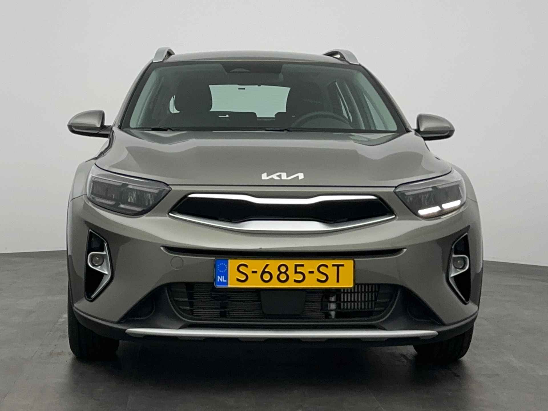 Kia Stonic 1.0 T-GDi MHEV DynamicLine | Navigation Pack | Climate control | Parkeercamera | Apple Carplay / Android Auto | Direct Leverbaar | - 25/35