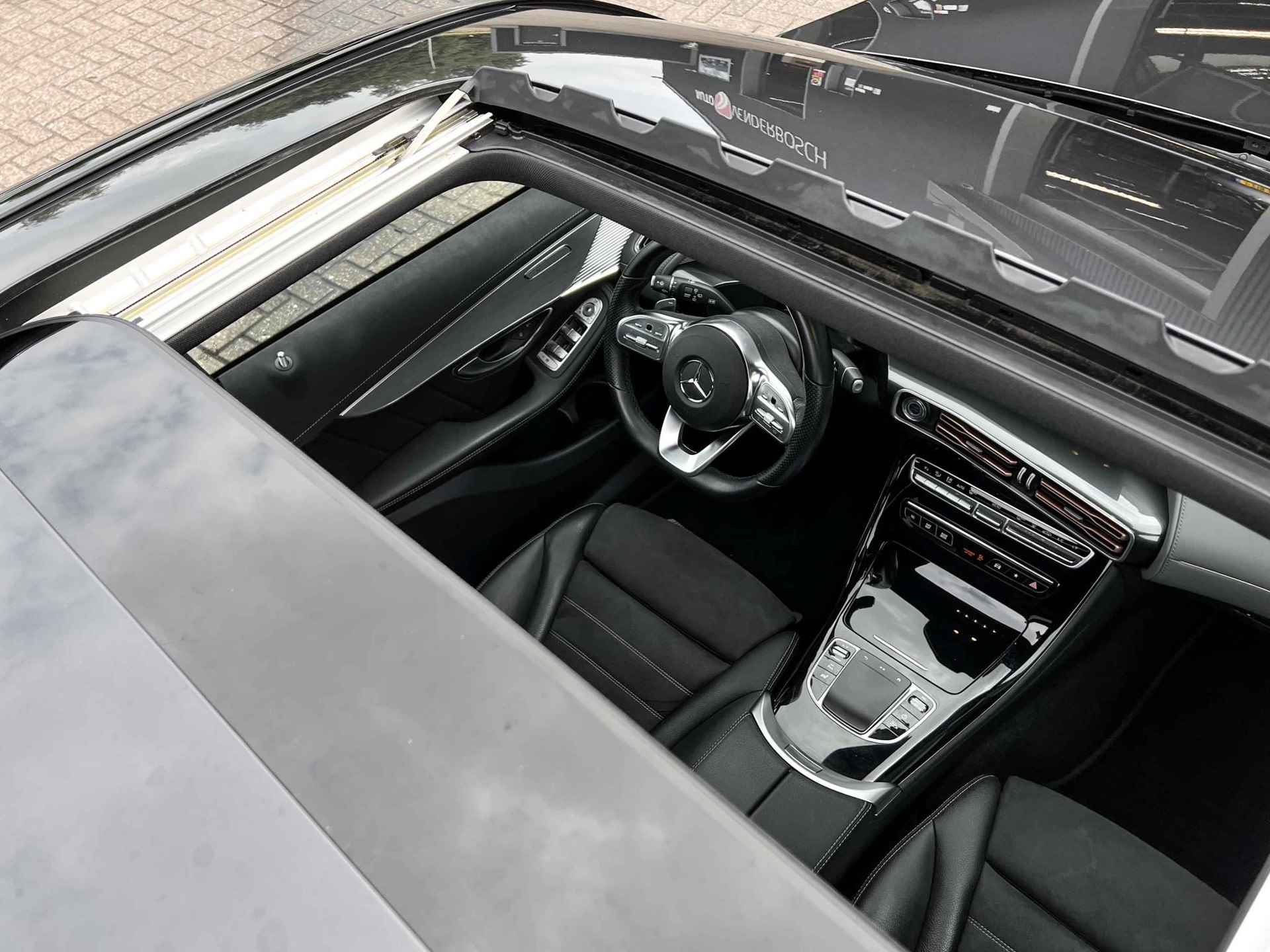 Mercedes-Benz EQC 400 4MATIC AMG Line Premium Plus 80 kWh | Pano | Burmester - 43/67