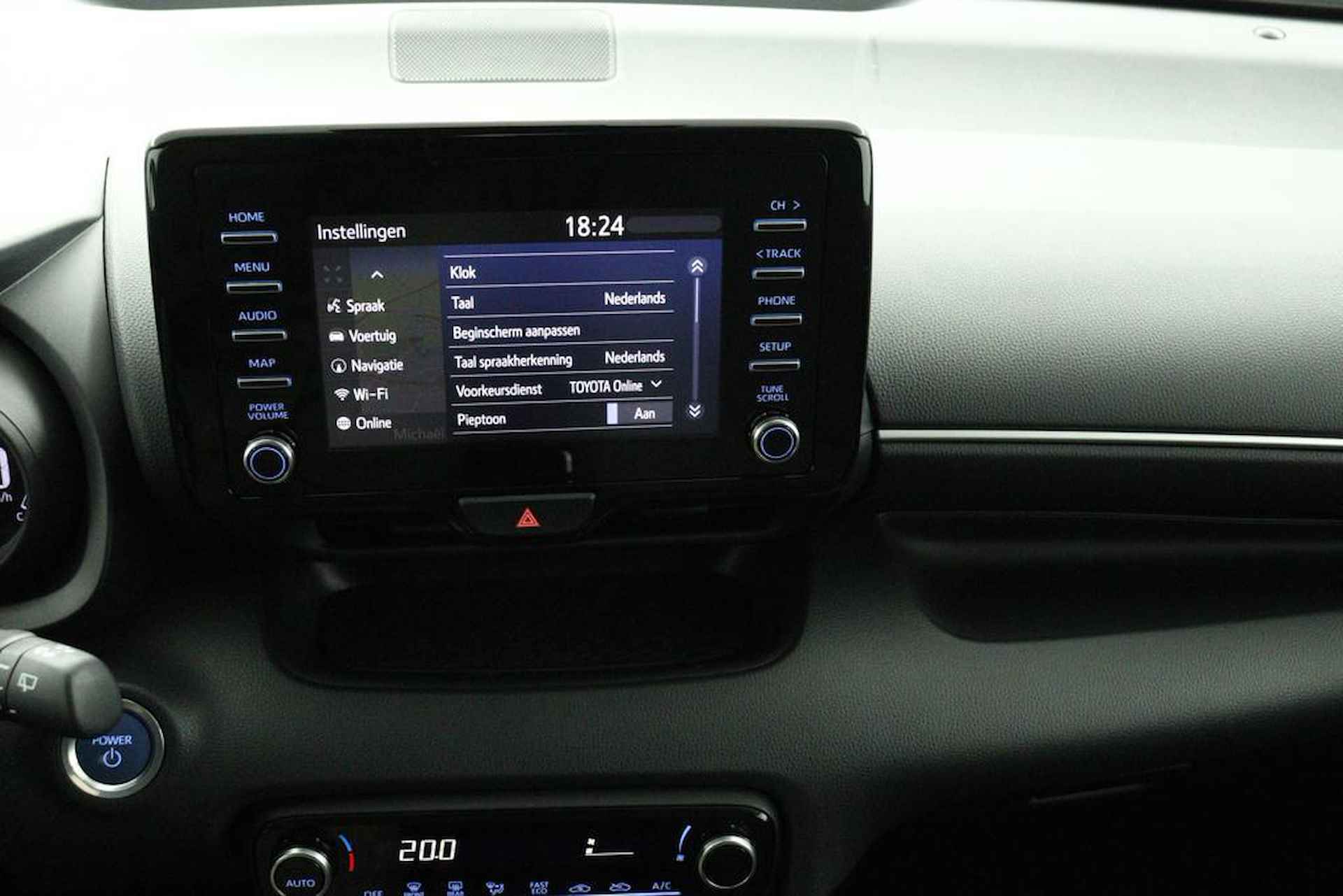 Toyota Yaris 1.5 Hybrid First Edition | Apple Carplay/Android Auto | Parkeercamera | Adaptieve Cruise-Control | - 9/51