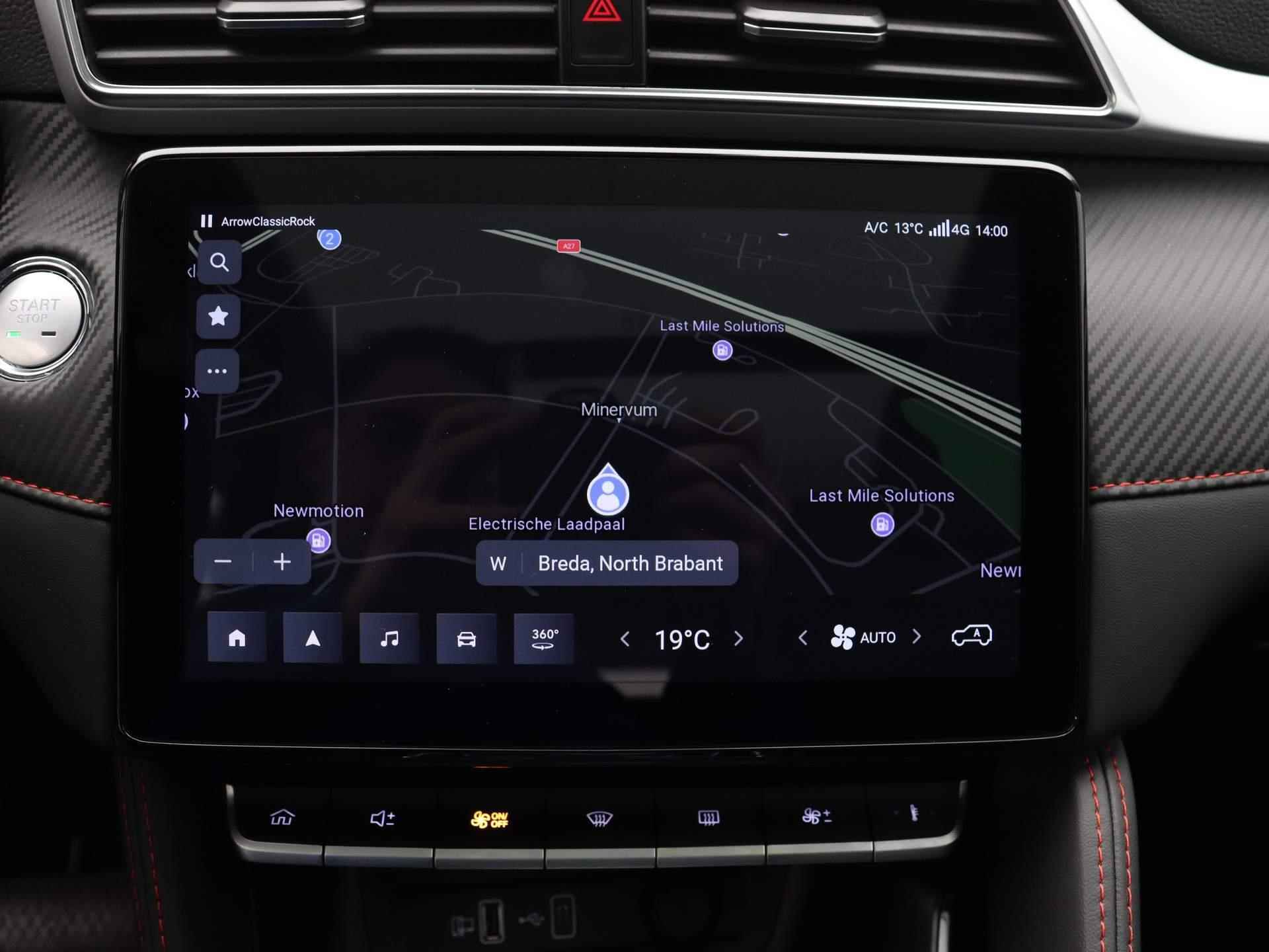 MG ZS EV Standard Range Luxury | Leder | Panoramadak | Navi | Led Koplampen | Camera | Apple CarPlay | - 9/26
