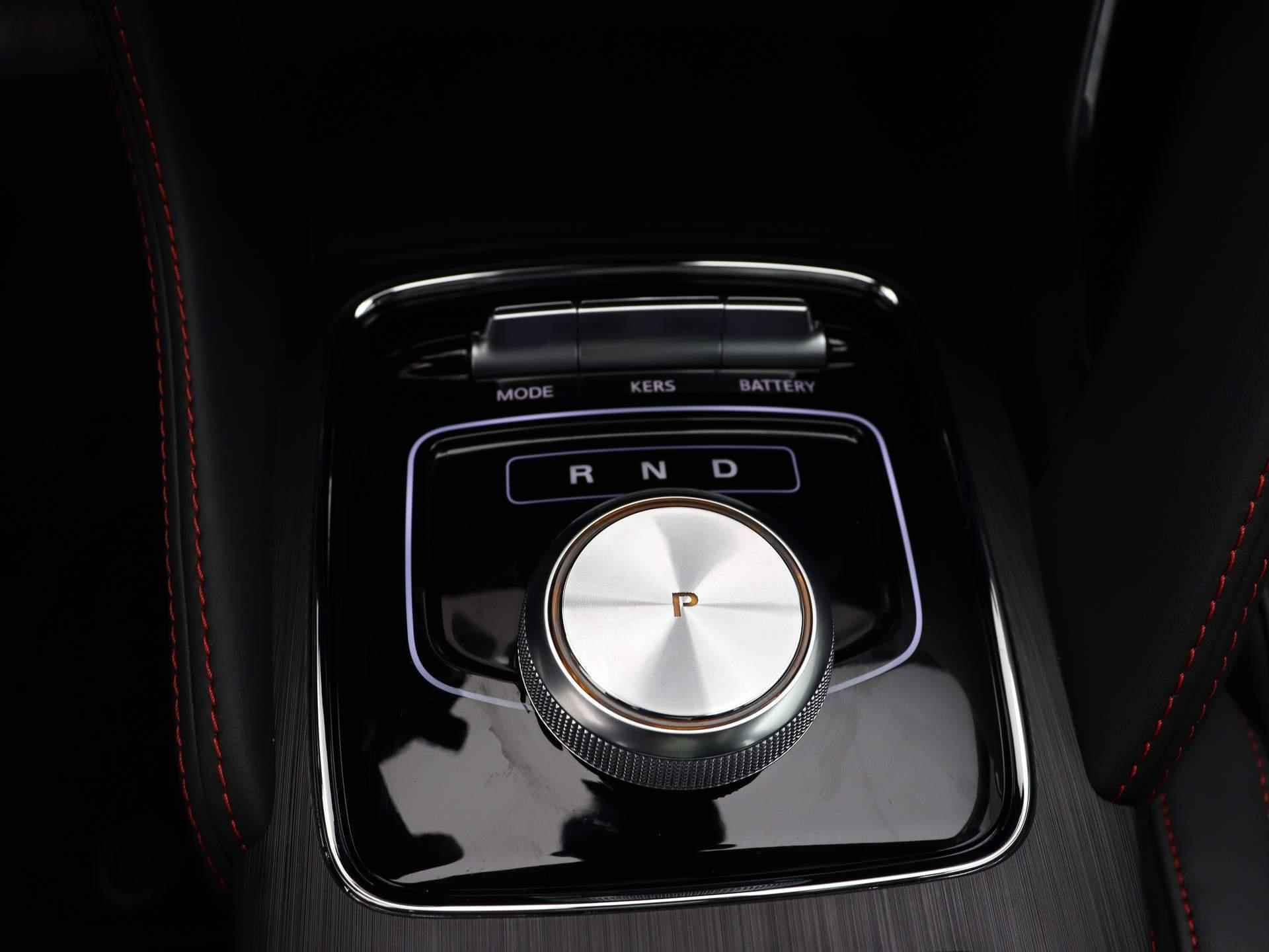 MG ZS EV Standard Range Luxury | Leder | Panoramadak | Navi | Led Koplampen | Camera | Apple CarPlay | - 10/26