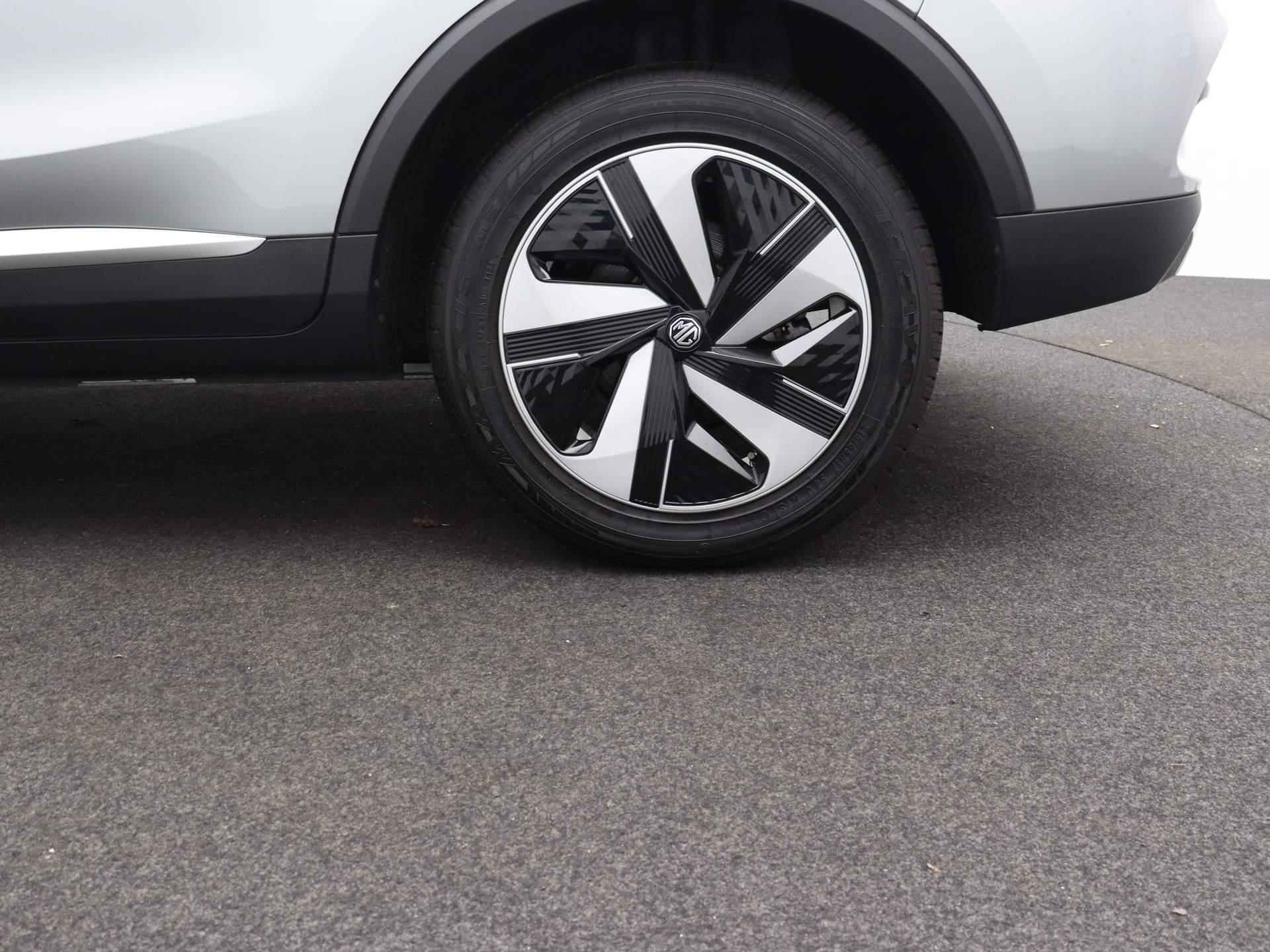 MG ZS EV Standard Range Luxury | Leder | Panoramadak | Navi | Led Koplampen | Camera | Apple CarPlay | - 15/26