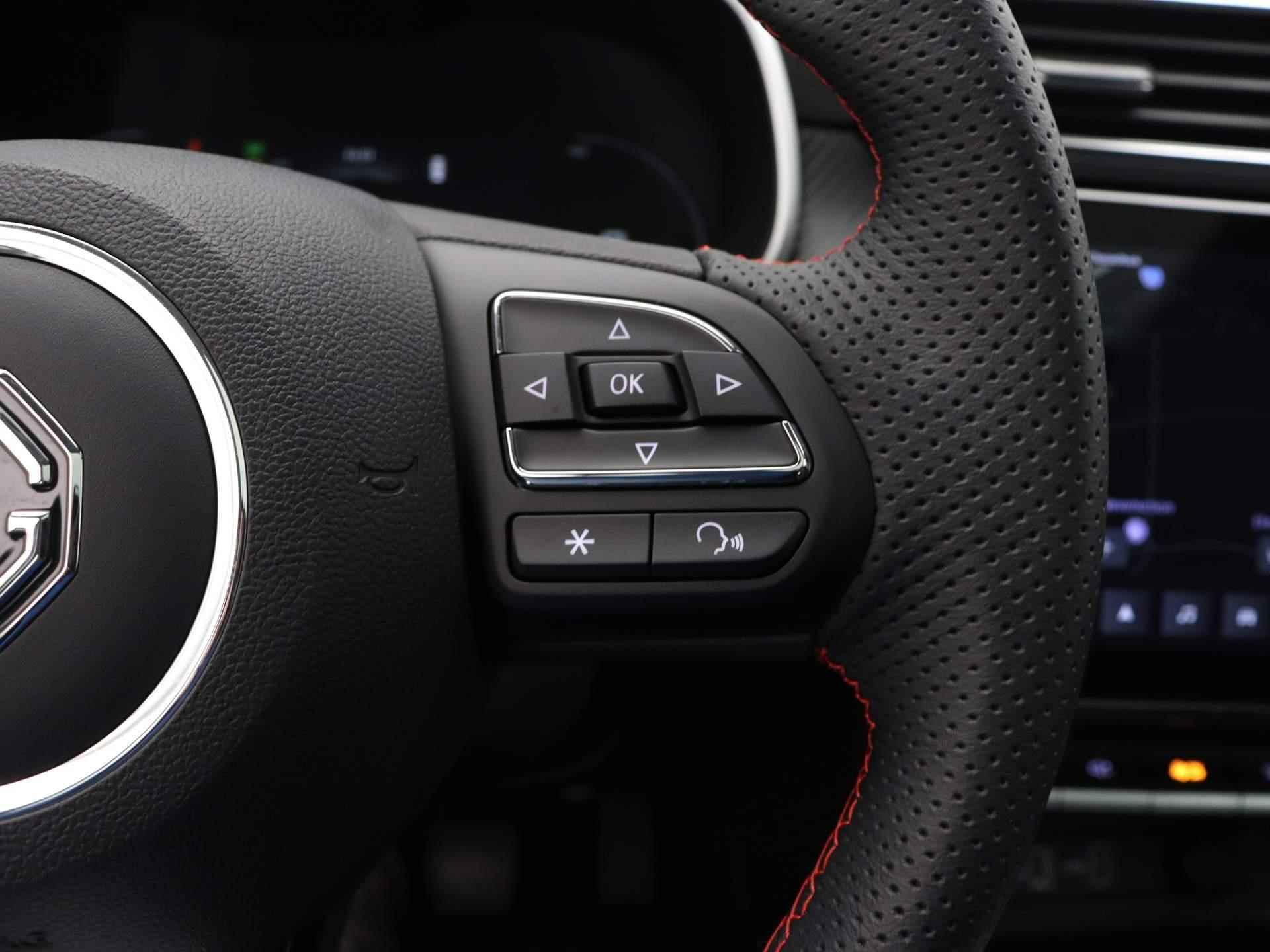 MG ZS EV Standard Range Luxury | Leder | Panoramadak | Navi | Led Koplampen | Camera | Apple CarPlay | - 17/26