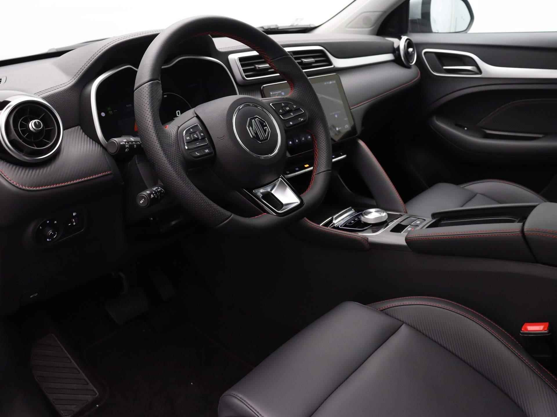 MG ZS EV Standard Range Luxury | Leder | Panoramadak | Navi | Led Koplampen | Camera | Apple CarPlay | - 21/26