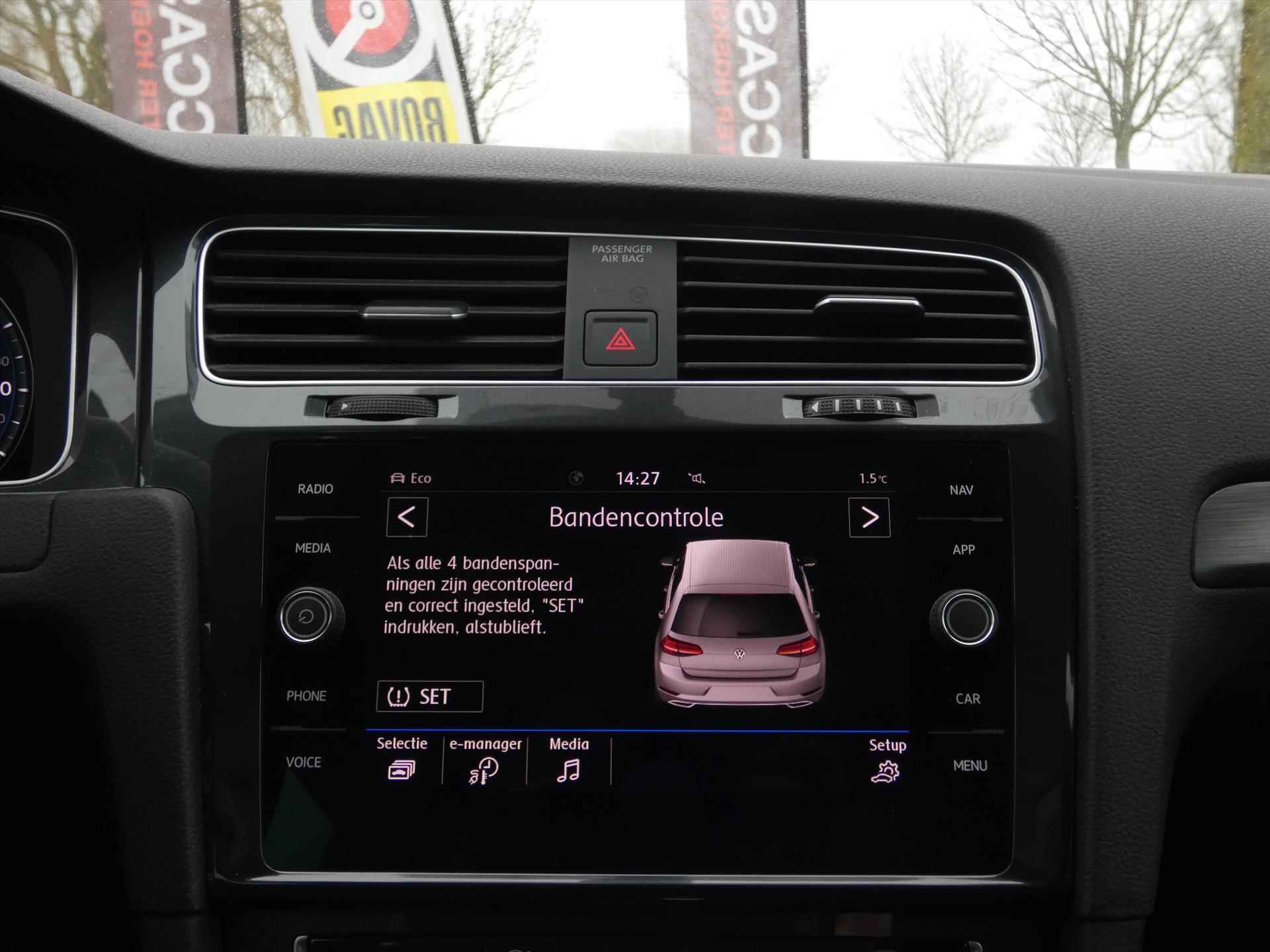 VOLKSWAGEN e-Golf e-Golf 136pk 5D E-DITION | DynAudio | Camera | Virtual | 17"inch | Carplay | - 29/44