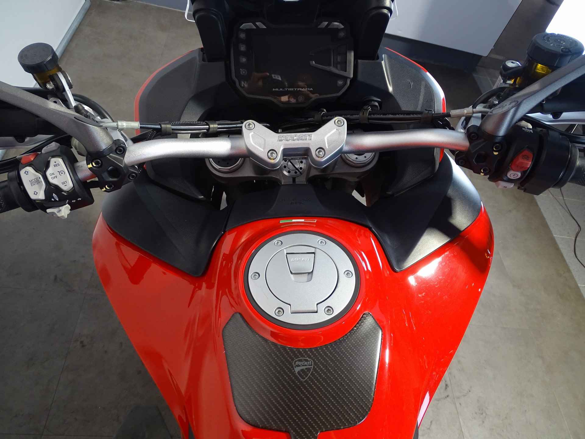 Ducati MULTISTRADA 1260 S - 4/9