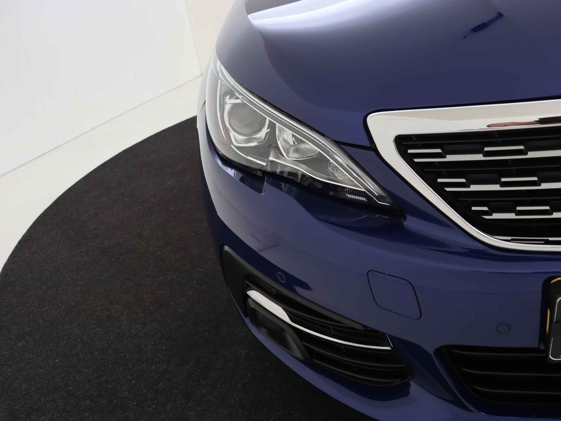 Peugeot 308 1.2 PureTech Blue Lease Premium 130 pk Automaat | Navigatie | Panorama Dak | Camera - 13/34