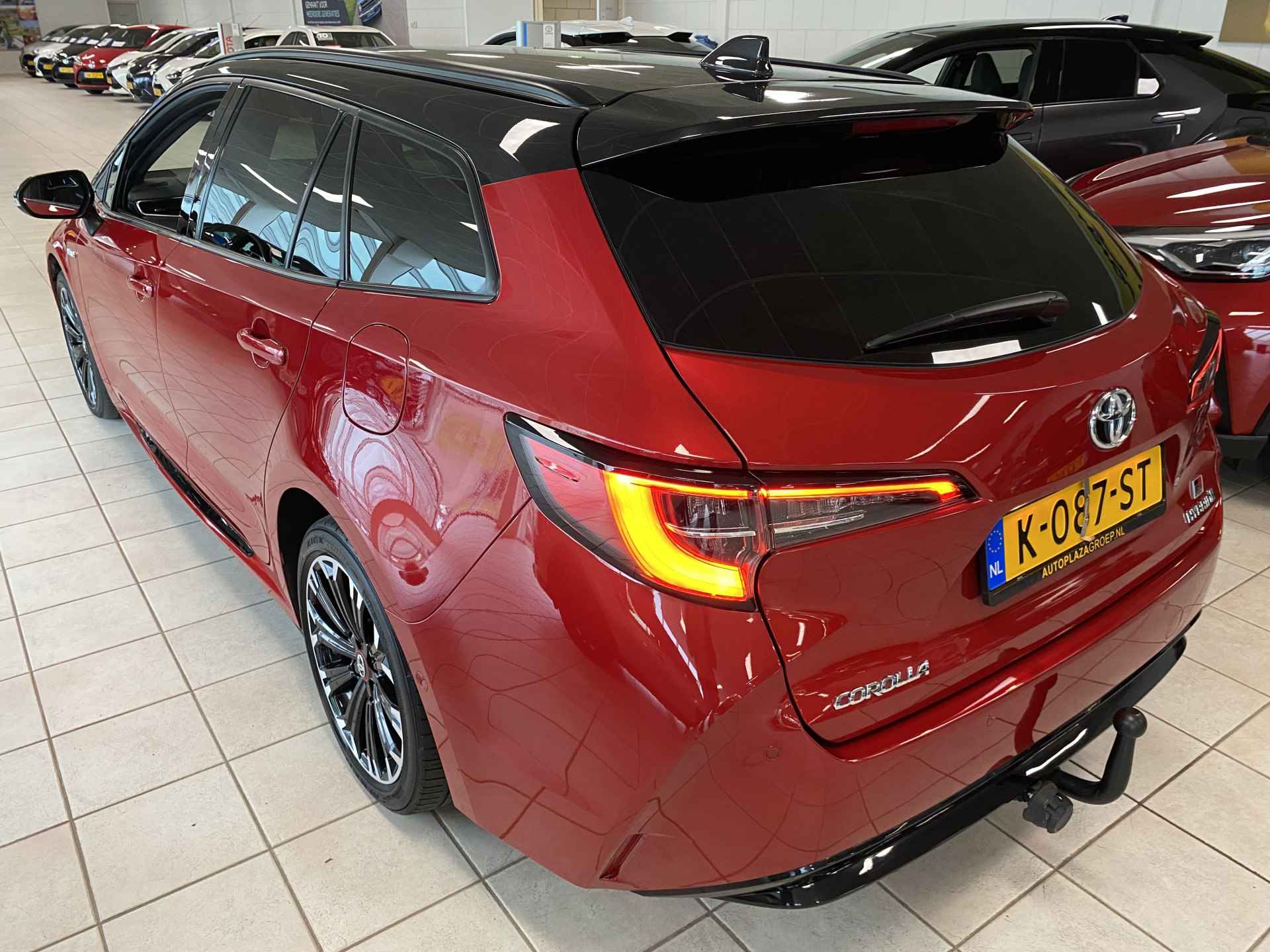 Toyota Corolla Touring Sports 1.8 Hybrid GR-Sport - 3/33