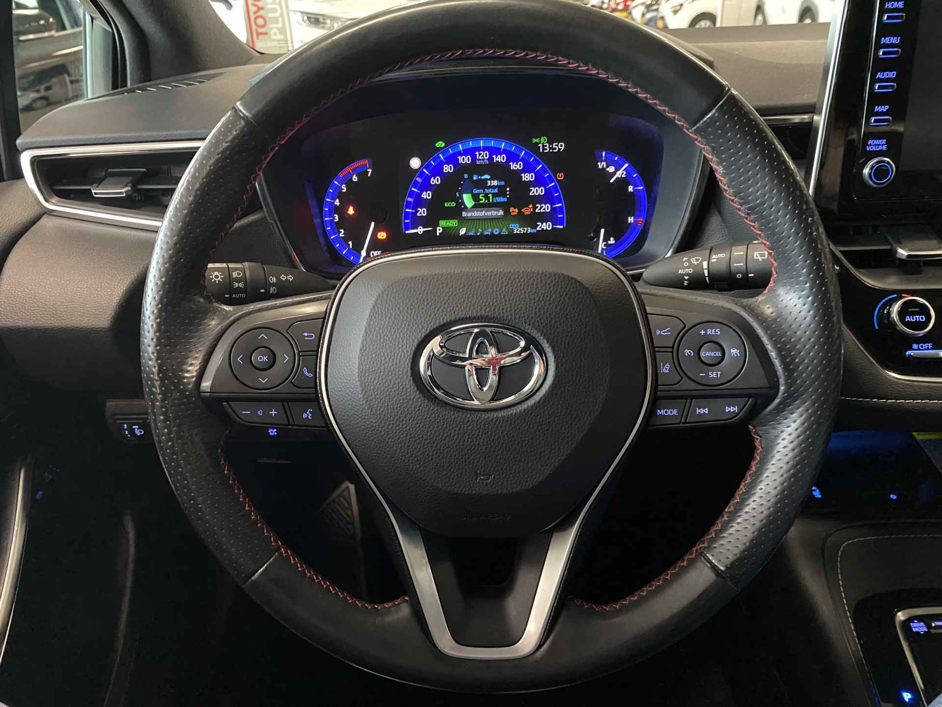 Toyota Corolla Touring Sports 1.8 Hybrid GR-Sport - 16/33