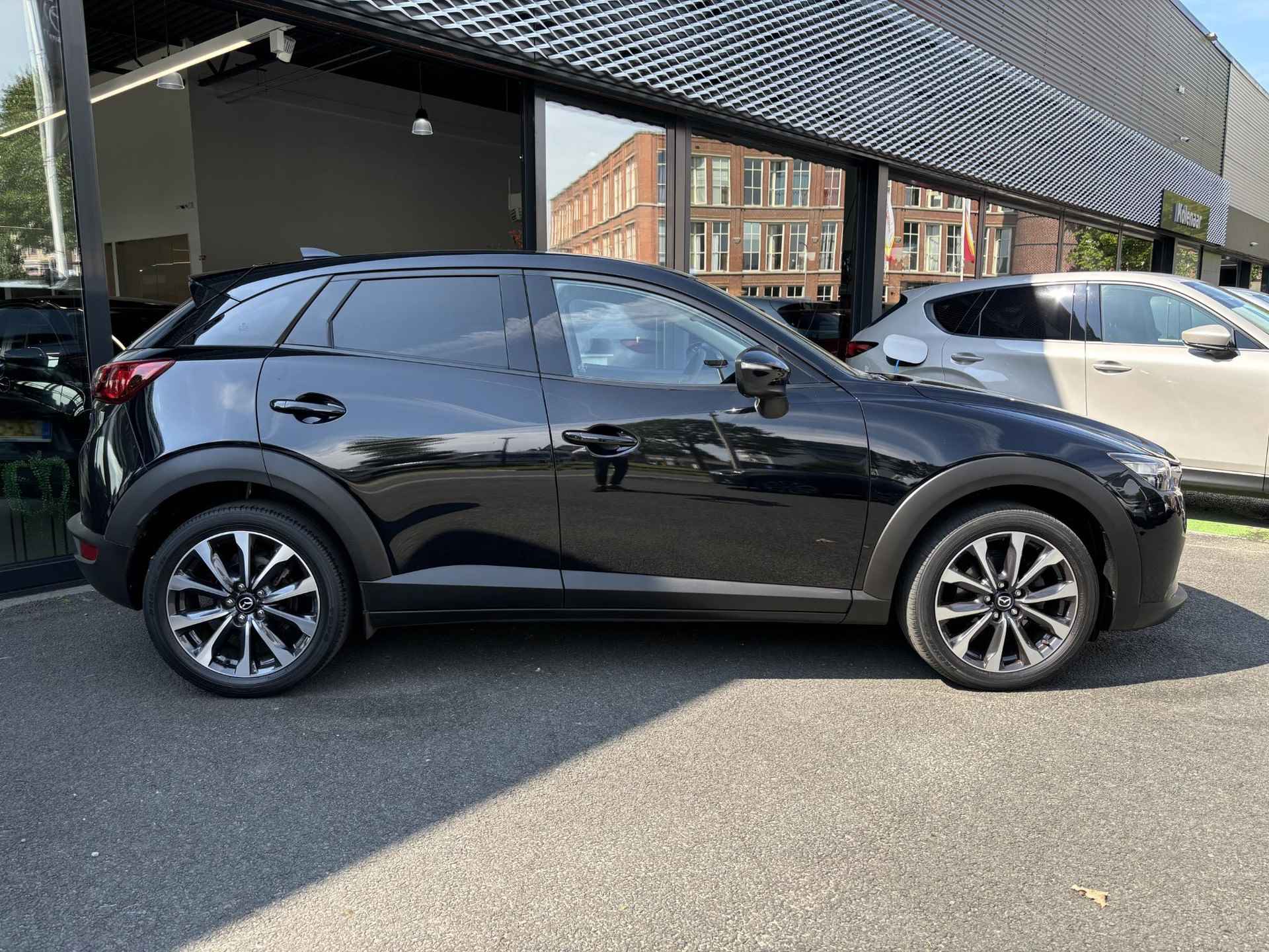 Mazda CX-3 2.0 Sky-G 120 Sport Selected /1e eigenaar/Dealeronderhouden/Navi/ECC/CarPlay/PDC achter/18 inch LMV - 2/30