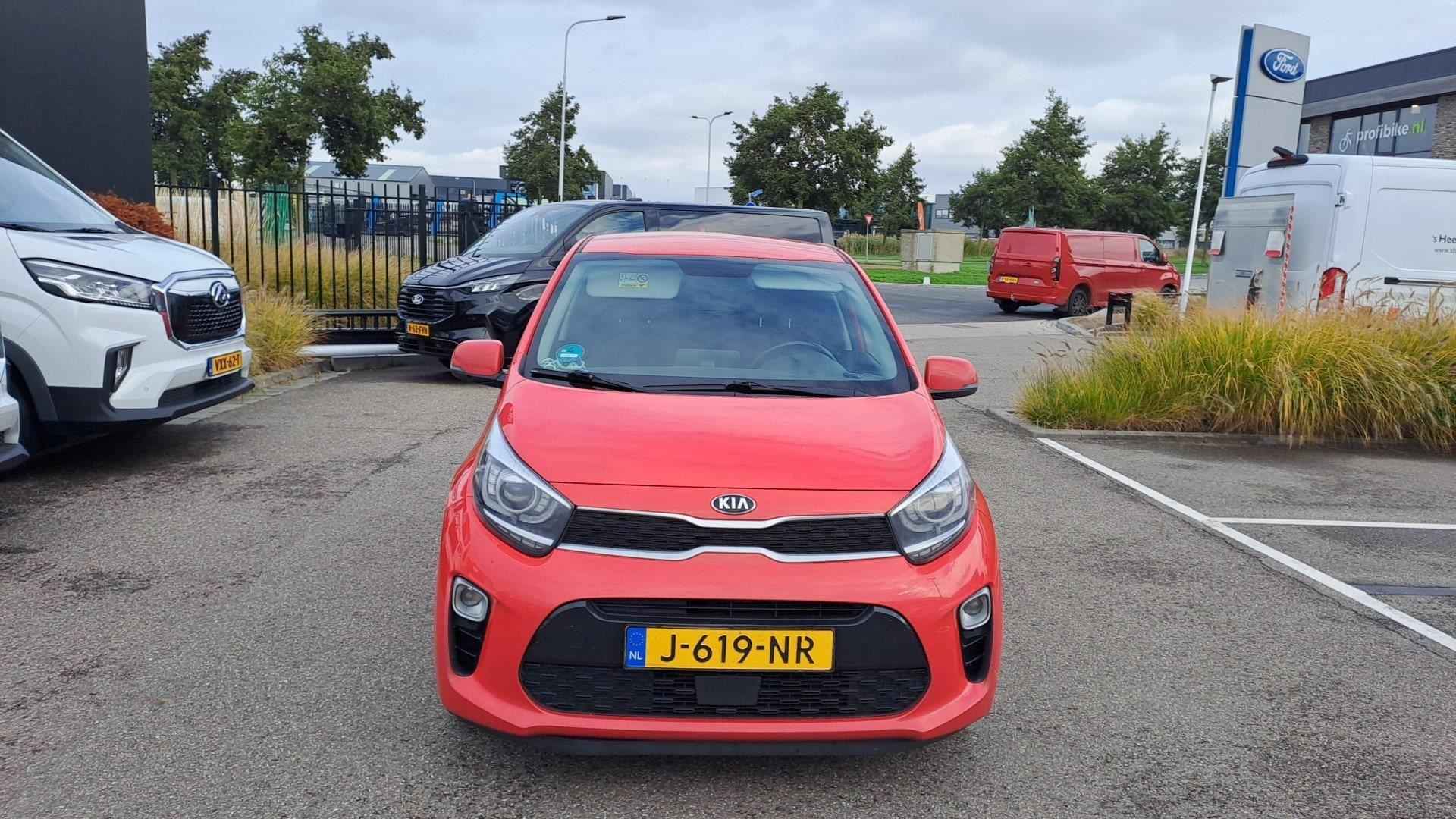 Kia Picanto 1.0 MPi ComfortLine | Camera | Apple CarPlay & Android Auto | Climate Control | Lichtmetalen Velgen - 5/13