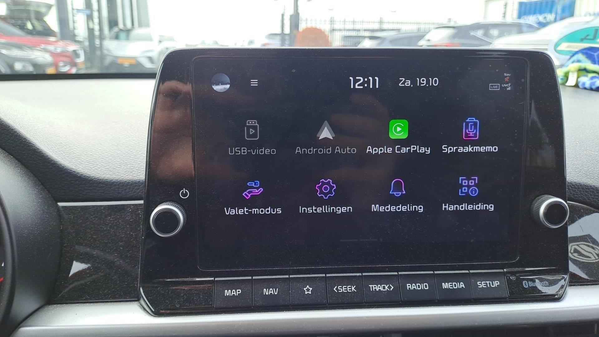 Kia Picanto 1.0 MPi ComfortLine | Camera | Apple CarPlay & Android Auto | Climate Control | Lichtmetalen Velgen - 12/13