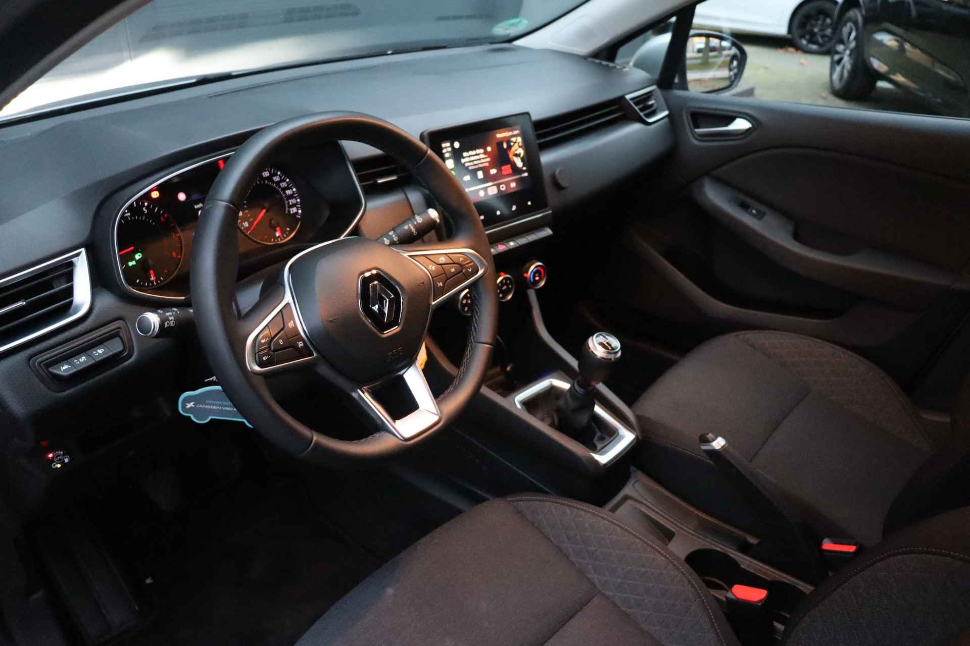 Renault Clio 1.0 TCe Bi-Fuel Zen Trekhaak Navi Apple Carplay Airco - 11/29