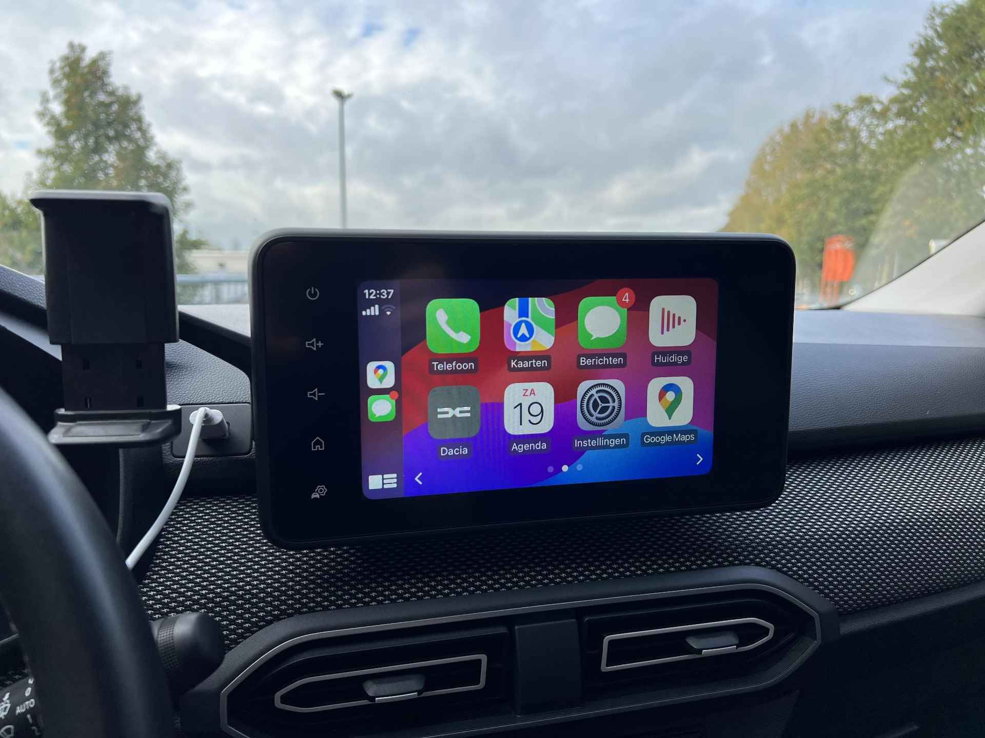 Dacia Jogger 1.0 TCe 110 Extreme 7p. | Navigatie | Achteruitrijcamera | Parkeersensoren voor + achter | Carplay | - 14/36