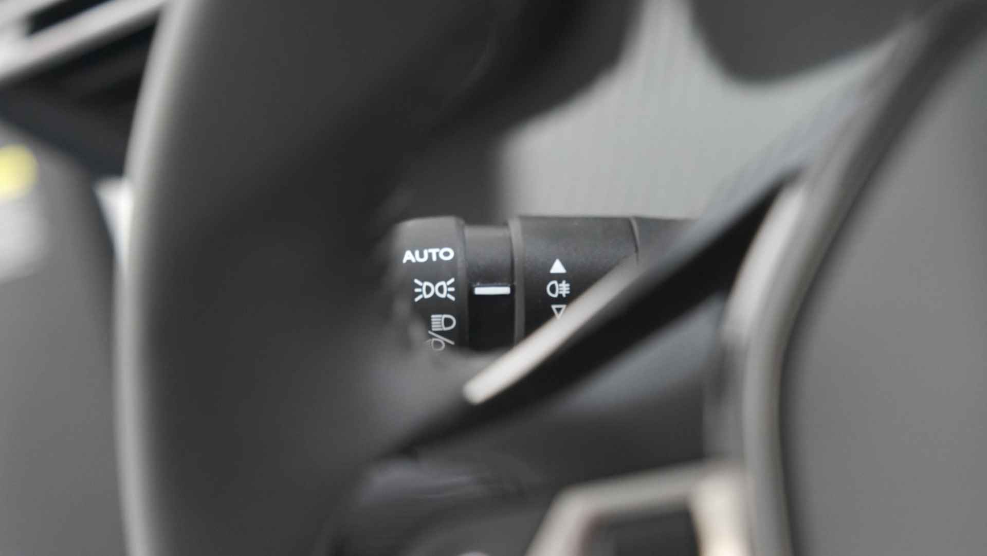 Peugeot 208 PureTech 100 Allure Pack | Digitaal Dashboard | Camera | Adaptieve Cruise Control - 33/69