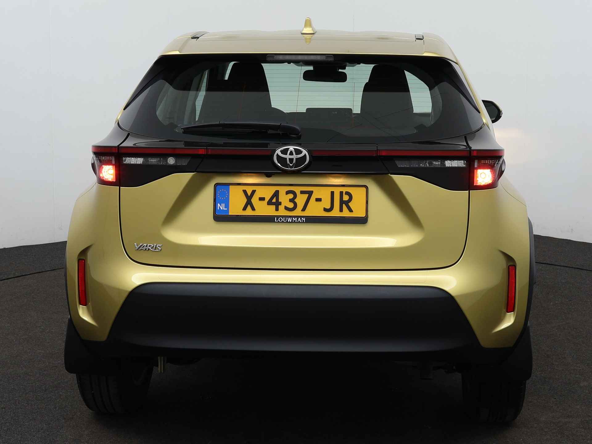 Toyota Yaris Cross 1.5 VVT-I Active Limited | Apple CarPlay/Android Auto | Camera | LM Velgen | Stoelverwarming | - 27/40