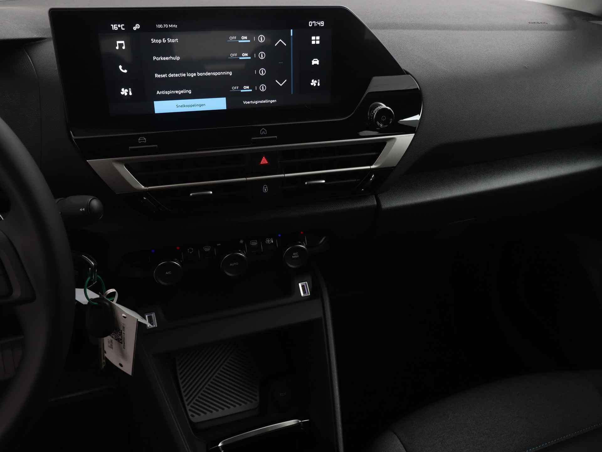 Citroën C4 Puretech 130PK EAT8 Automaat Plus | Rijklaar | Achteruitrijcamera | Apple Carplay Android Auto | - 14/25