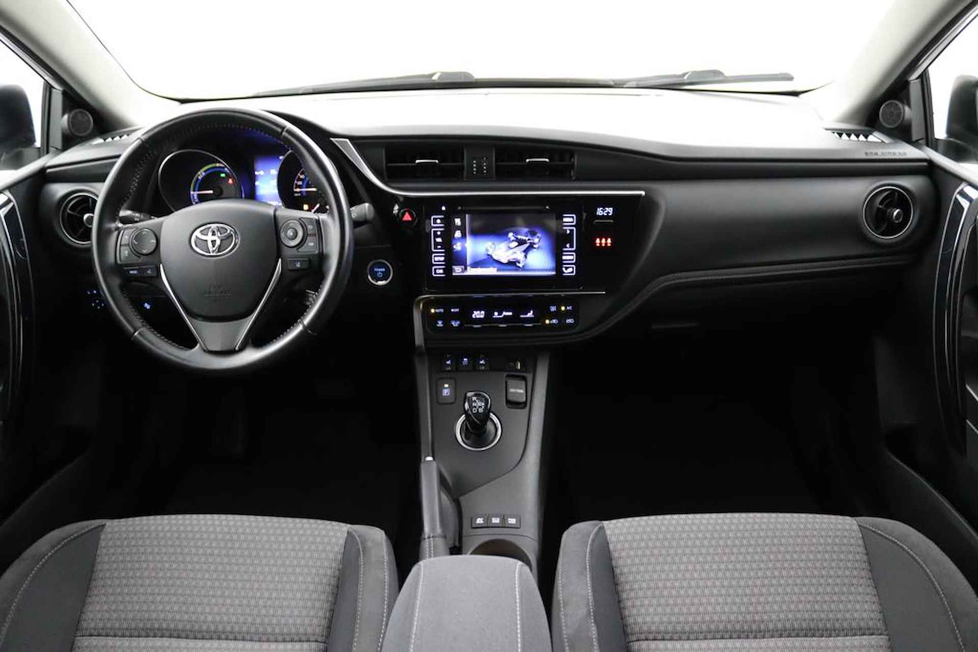 Toyota Auris 1.8 Hybrid Dynamic Ultimate | Stoelverwarming | Achteruitrijcamera | DAB | - 11/46