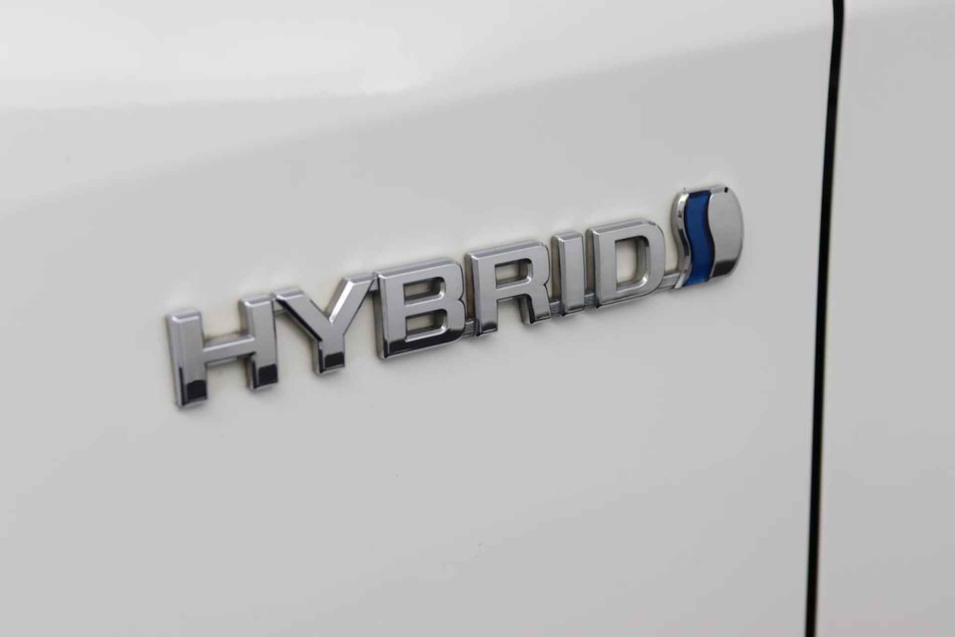 Toyota Auris 1.8 Hybrid Dynamic Ultimate | Stoelverwarming | Achteruitrijcamera | DAB | - 37/46