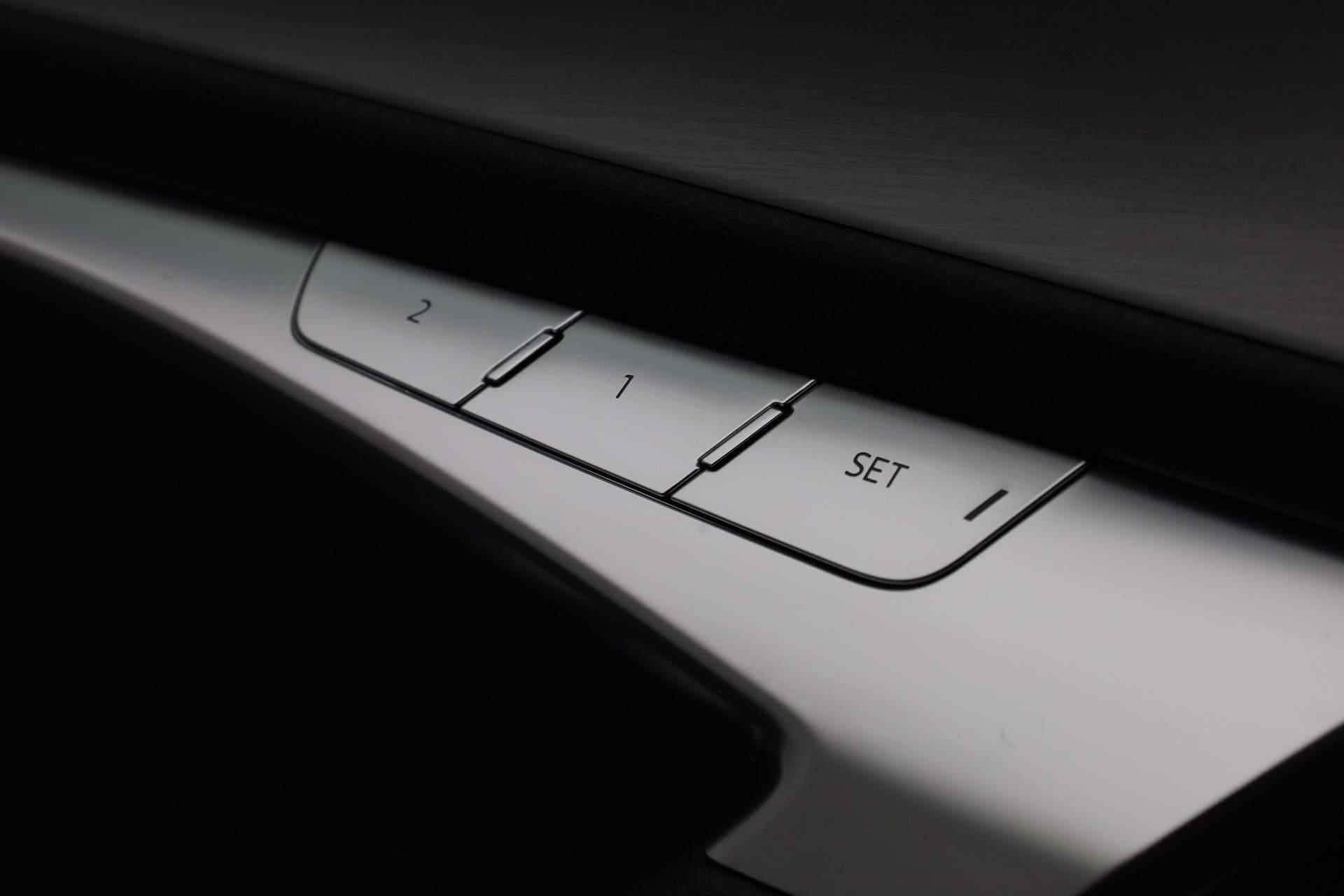 Audi A6 Avant 55 TFSI e 367PK S-tronic quattro Competition | Pano | Matrix LED | Standkachel | Geheugenstoel | Camera - 15/48