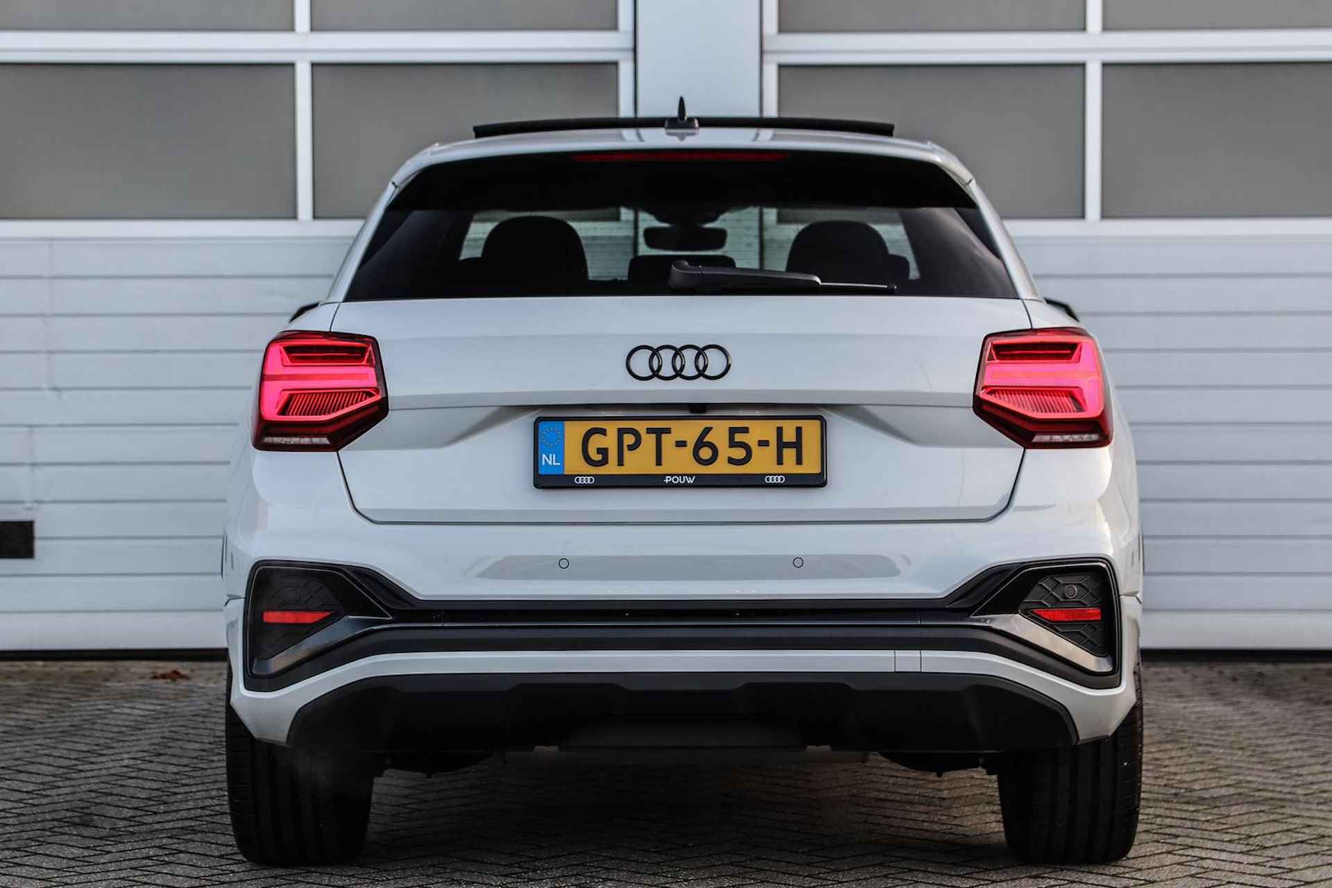 Audi Q2 35 TFSI 150pk S-tronic S-Line Edition | Panoramadak | Achteruitrijcamera - 12/46