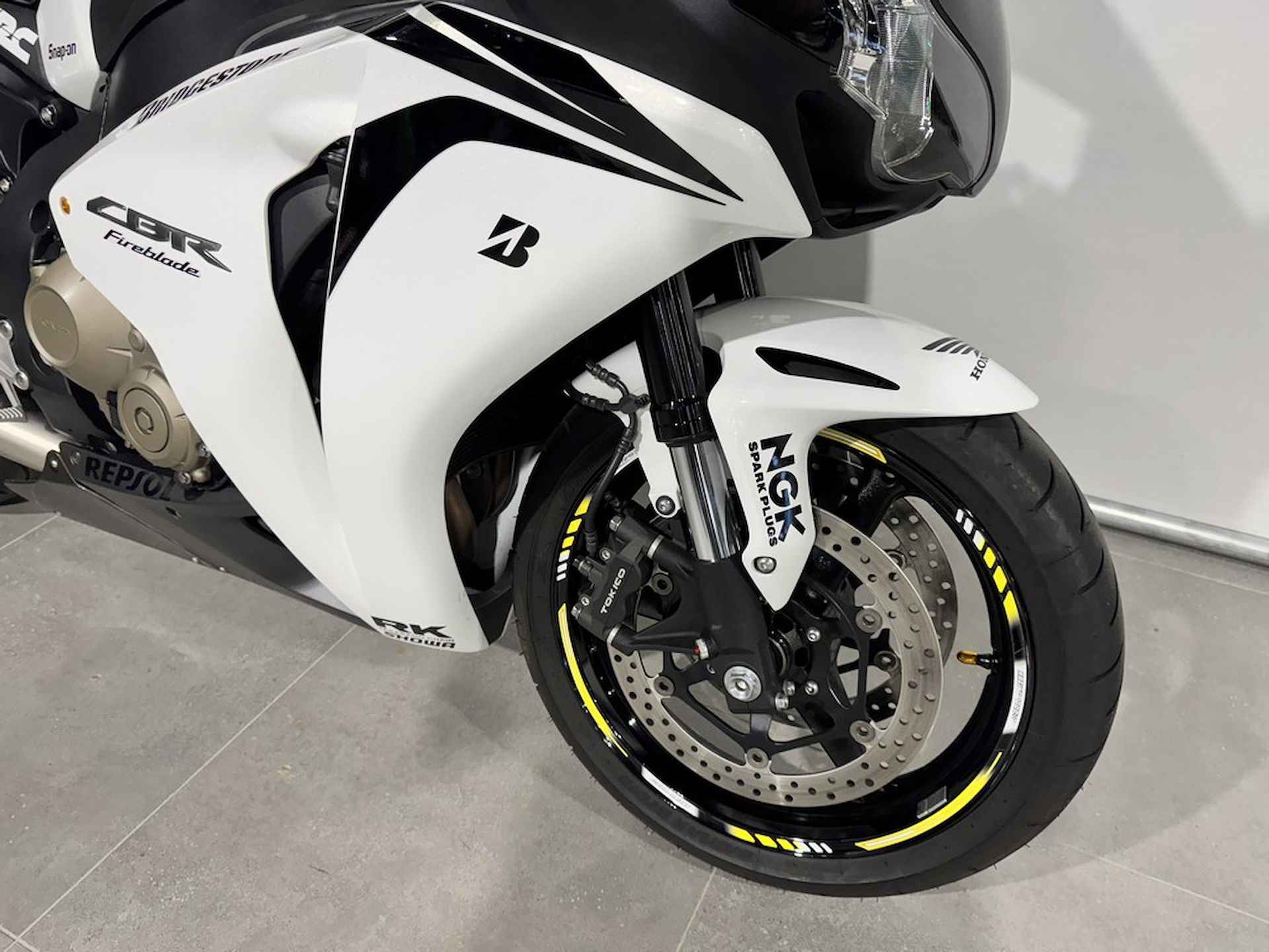 Honda CBR 1000 RR - 3/8