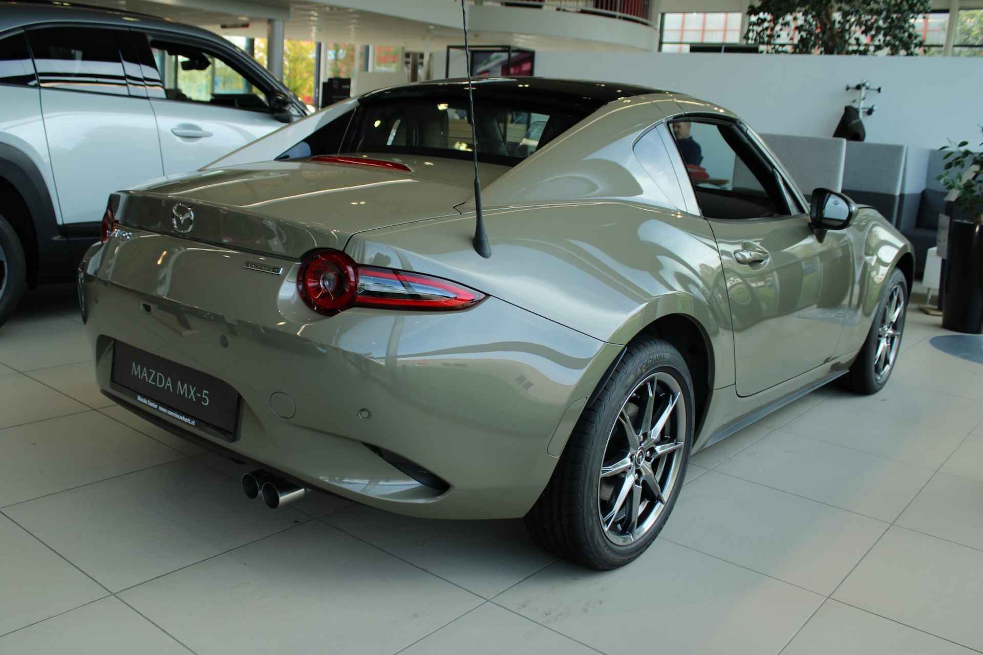 MAZDA Mx-5 Rf 1.5 Skyactiv-G 132pk Kazari 8.8" Multimedia Nappa Leder Two tone - 25/33