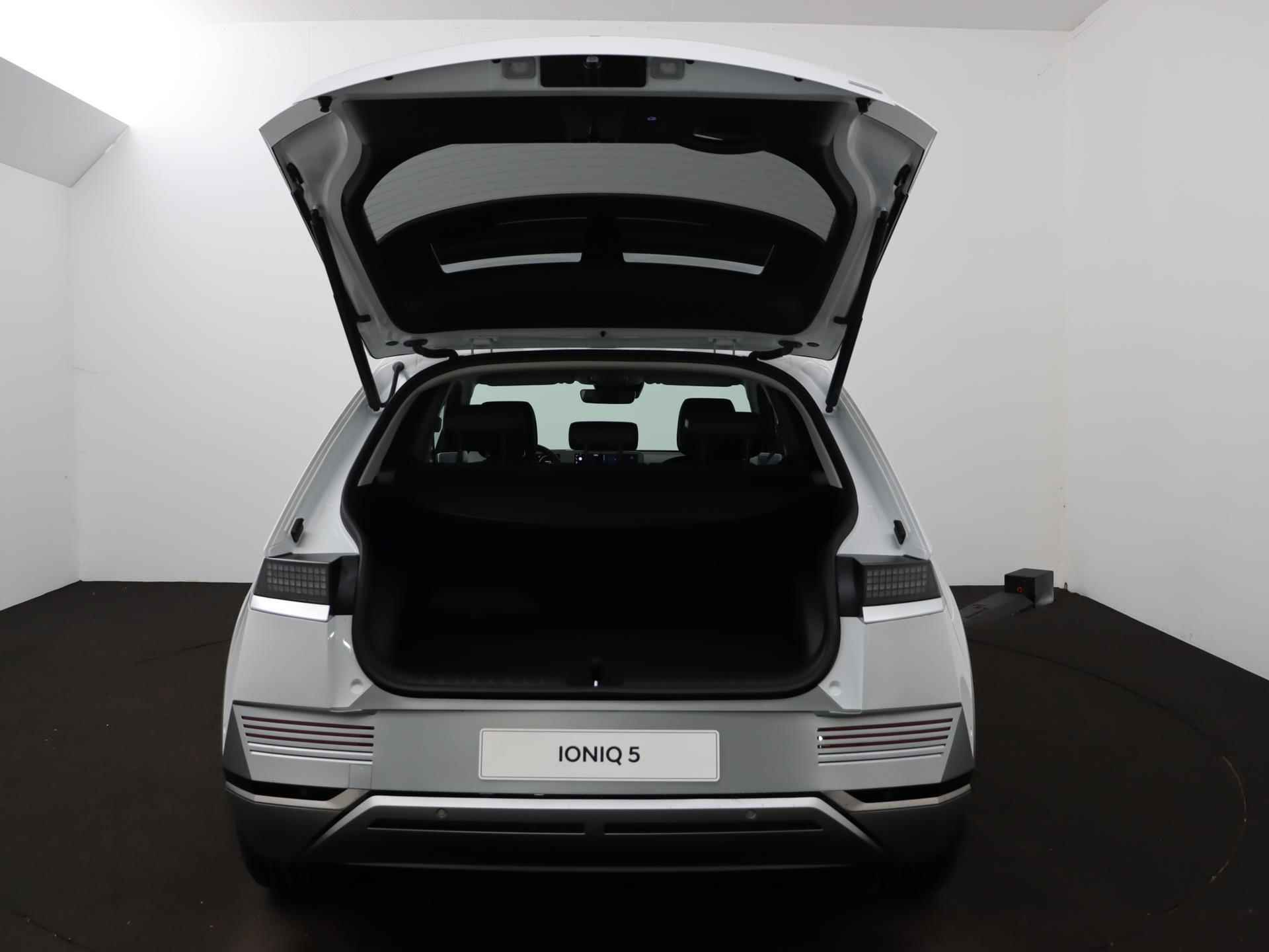 Hyundai IONIQ 5 77 kWh Lounge AWD incl. €12.500,- korting - 33/35