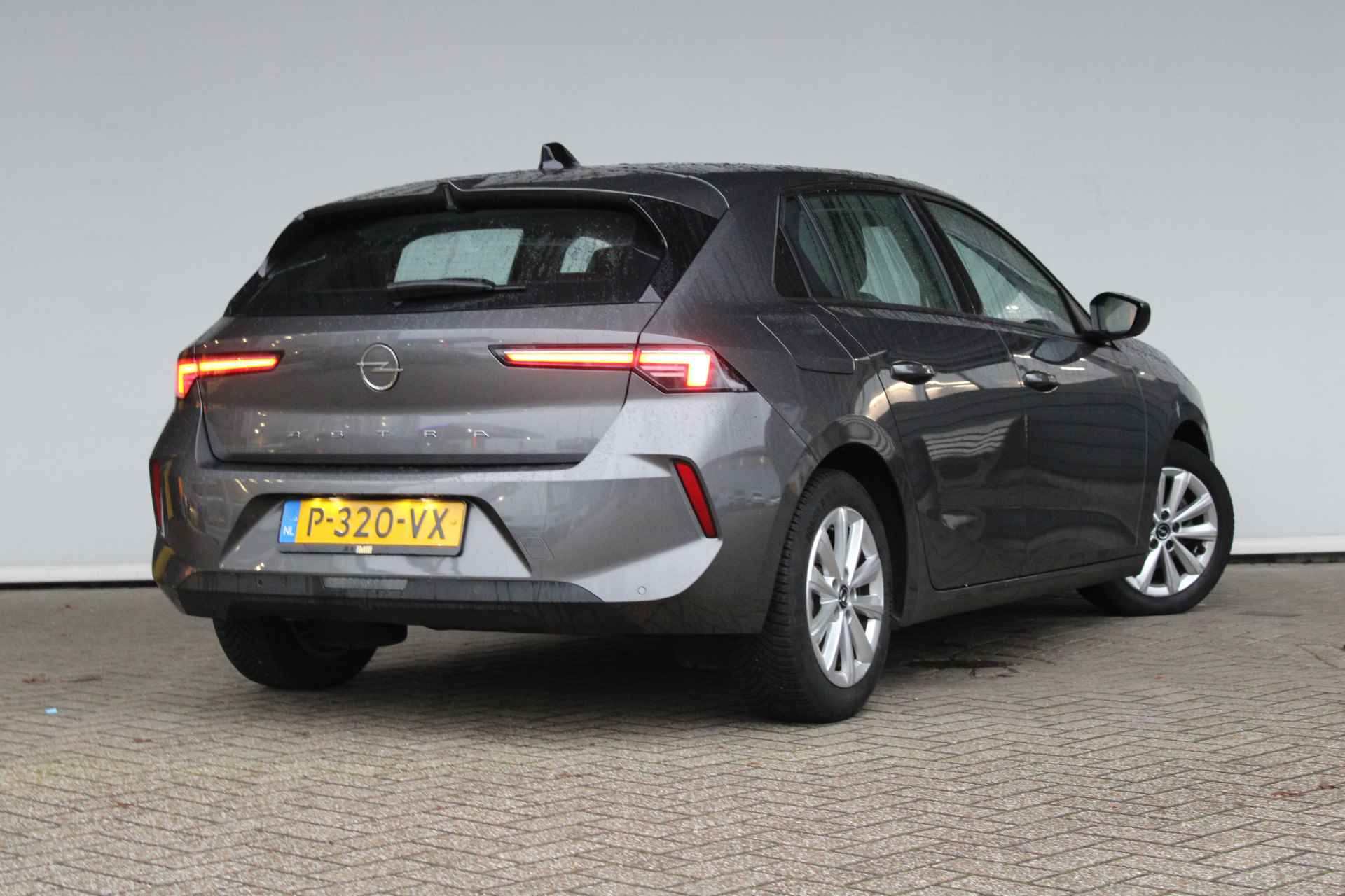 Opel Astra 1.2 Edition | LED | Carplay | Climate control | - 3/8