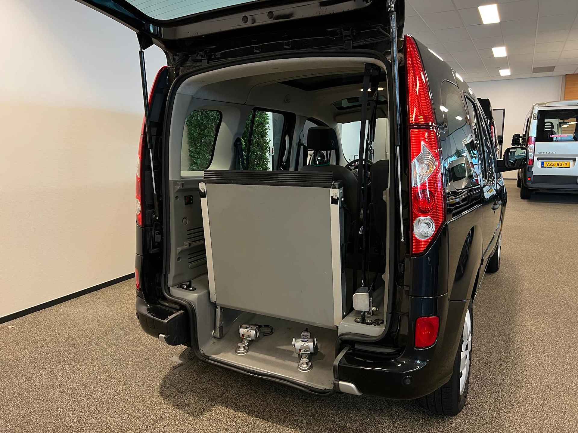 Renault Kangoo Rolstoelauto Automaat - 8/32