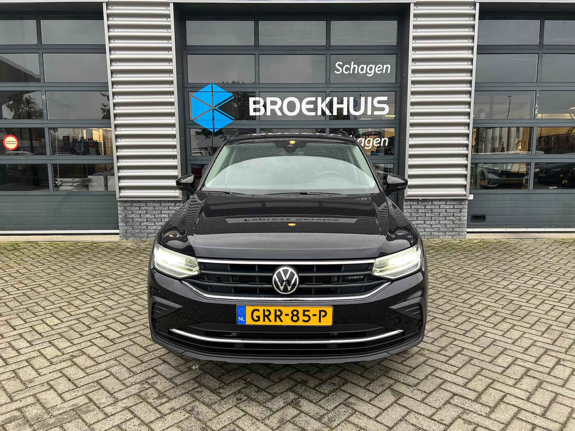 Volkswagen Tiguan 1.4 TSI 245 pk eHybrid | Elektrisch panoramadak | Digital cockpit | - 3/33