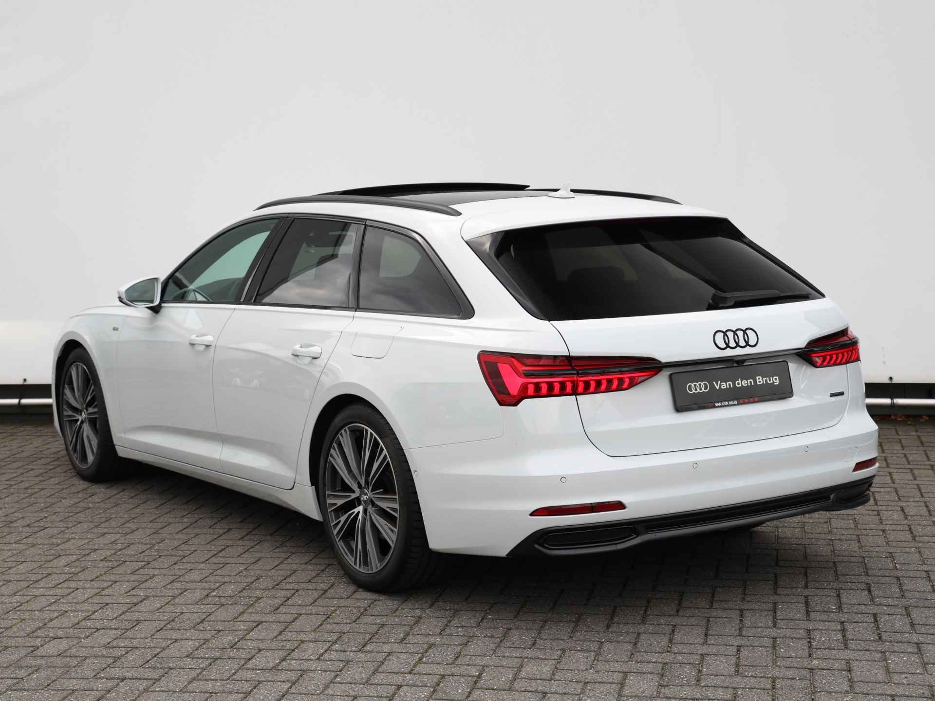 Audi A6 Avant 50 TFSI e quattro S edition 299pk | Pano | B&O | Trekhaak | Elek. stoelen | Adaptive cruise | Dodehoekdetectie | Keyless | Camera | Stoelverwarming - 15/49