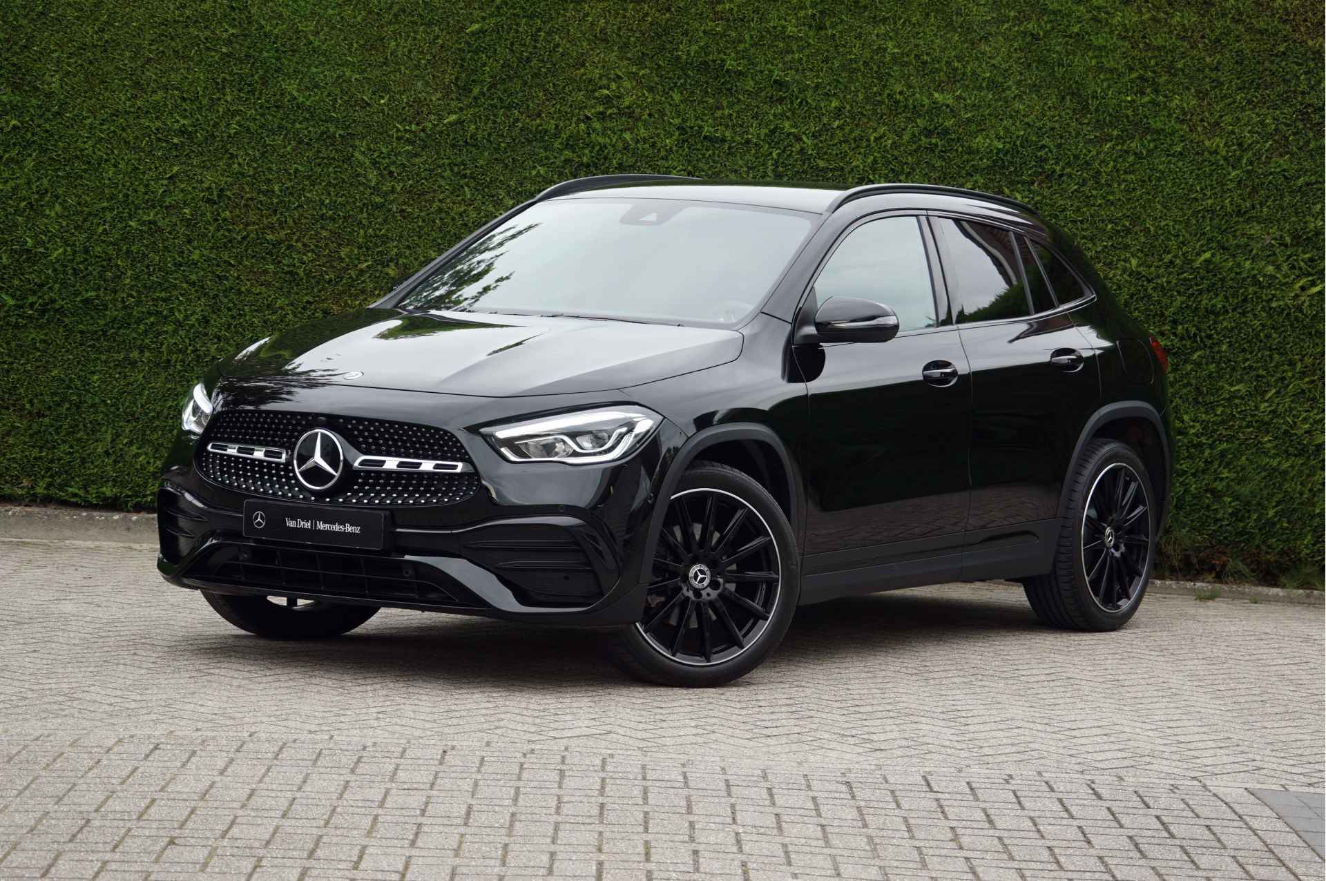 Mercedes-Benz GLA GLA 250 e AMG Line Night | Sfeerverlichting Dodehoek Sound - 10/54