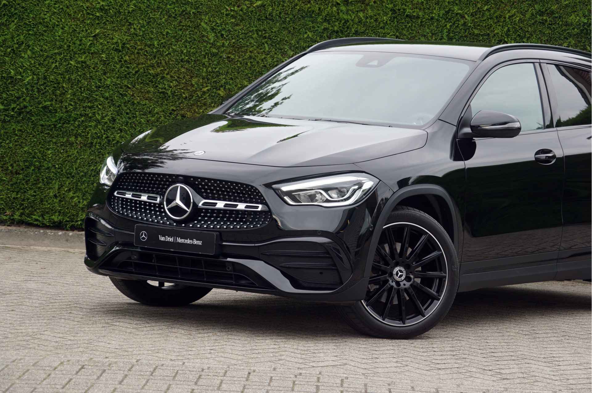 Mercedes-Benz GLA GLA 250 e AMG Line Night | Sfeerverlichting Dodehoek Sound - 15/54