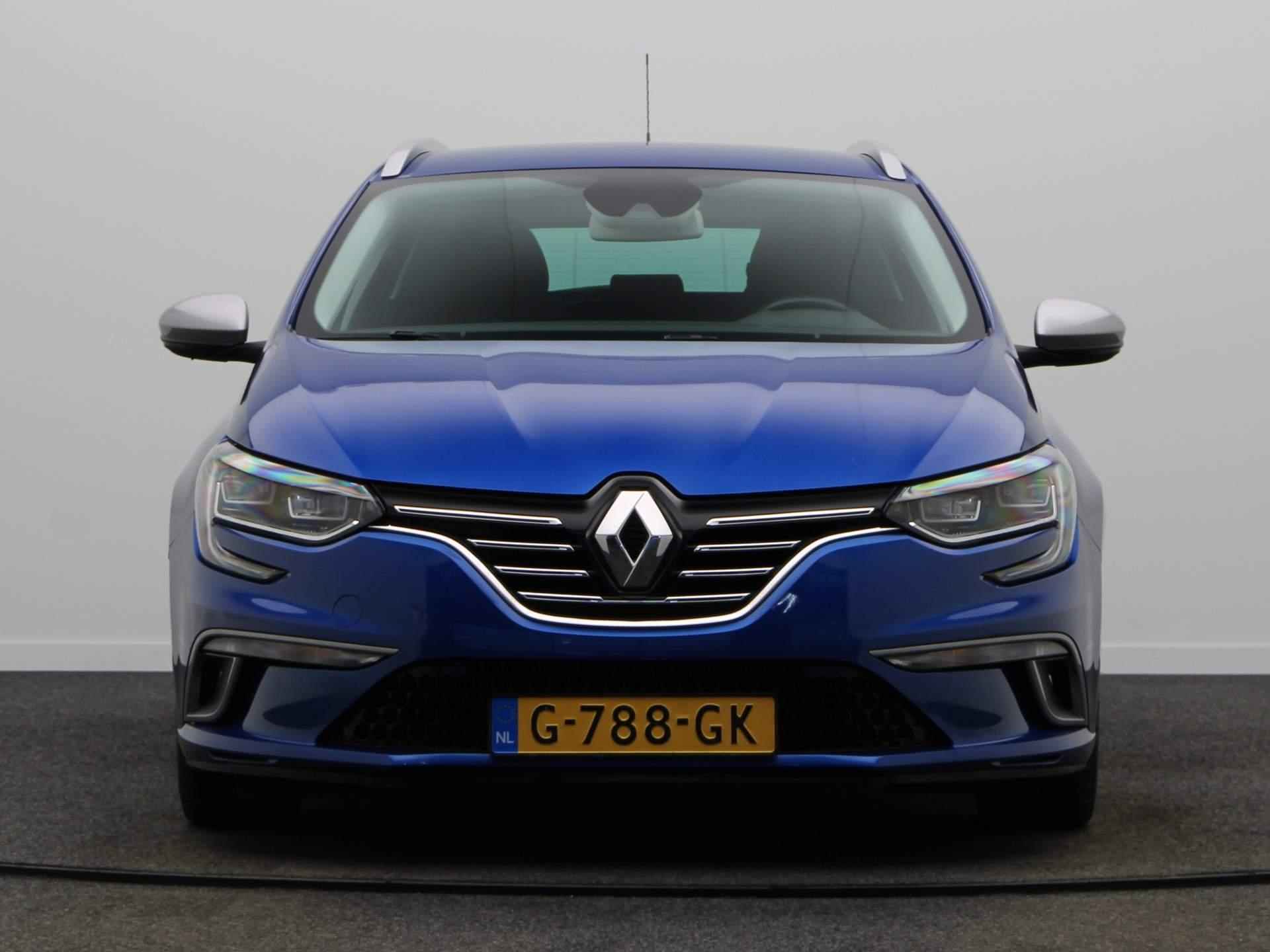 Renault Mégane Estate TCe 140pk GT-Line | Stoelverwarming | Sportstoelen | Dealer onderhouden | BOSE | - 6/56