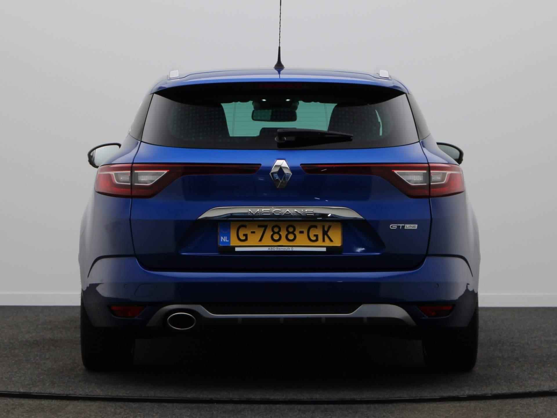 Renault Mégane Estate TCe 140pk GT-Line | Stoelverwarming | Sportstoelen | Dealer onderhouden | BOSE | - 7/56