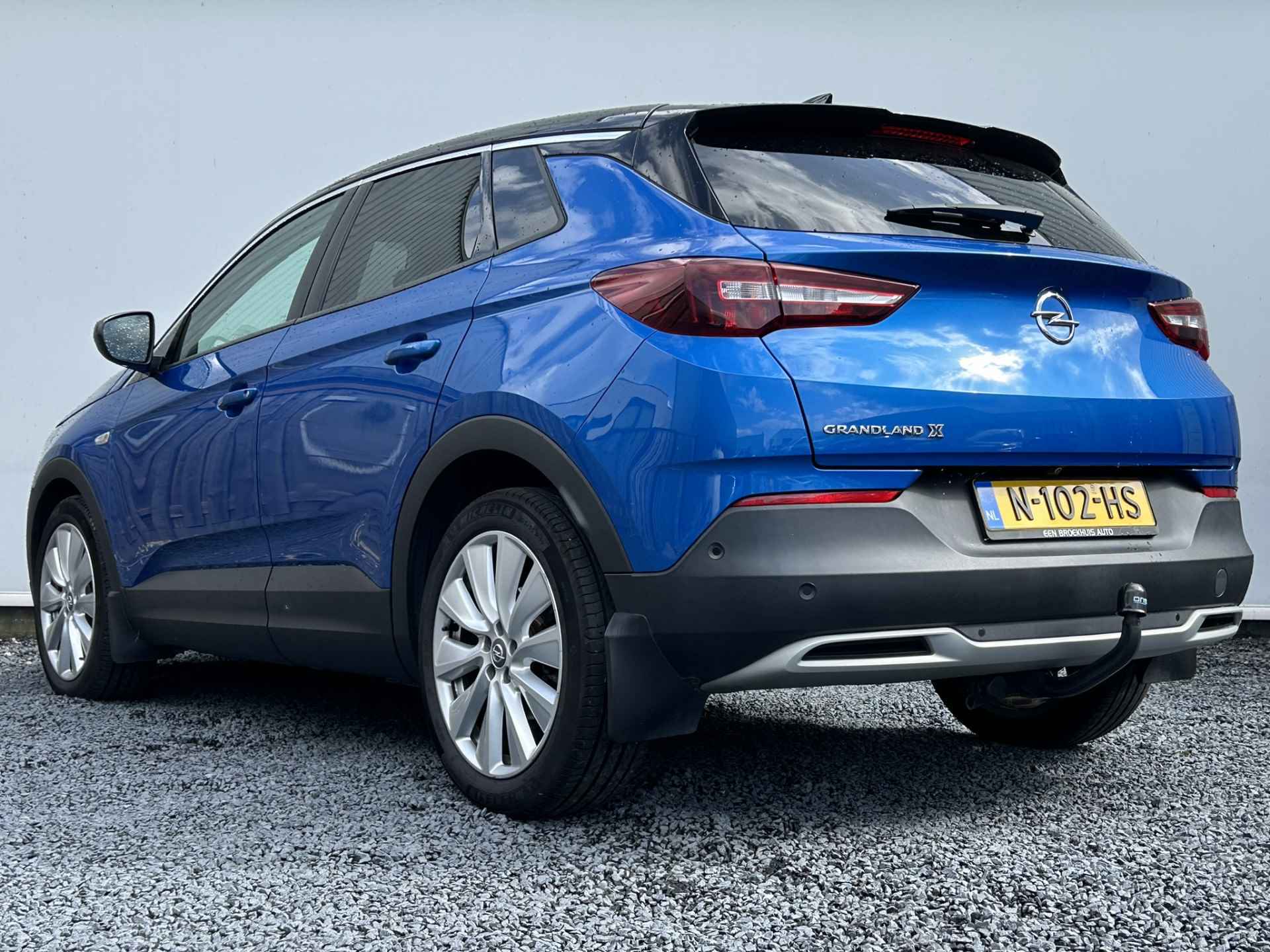 Opel Grandland X 1.6 Turbo 180pk Automaat | TREKHAAK 1600kg | AGR stoelen | Panoramadak | Stoelverwarming vóór en achter | Stuur- en voorruitverw Elektrische achterklep | 19 inch LM velgen | DAB+ radio | Zelfdimmende binnenspiegel | - 6/34