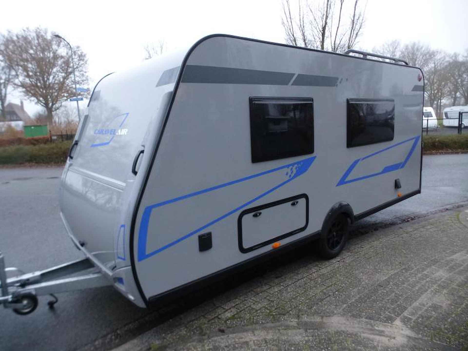 Caravelair Sport Line 476 met stapelbed - 6/11