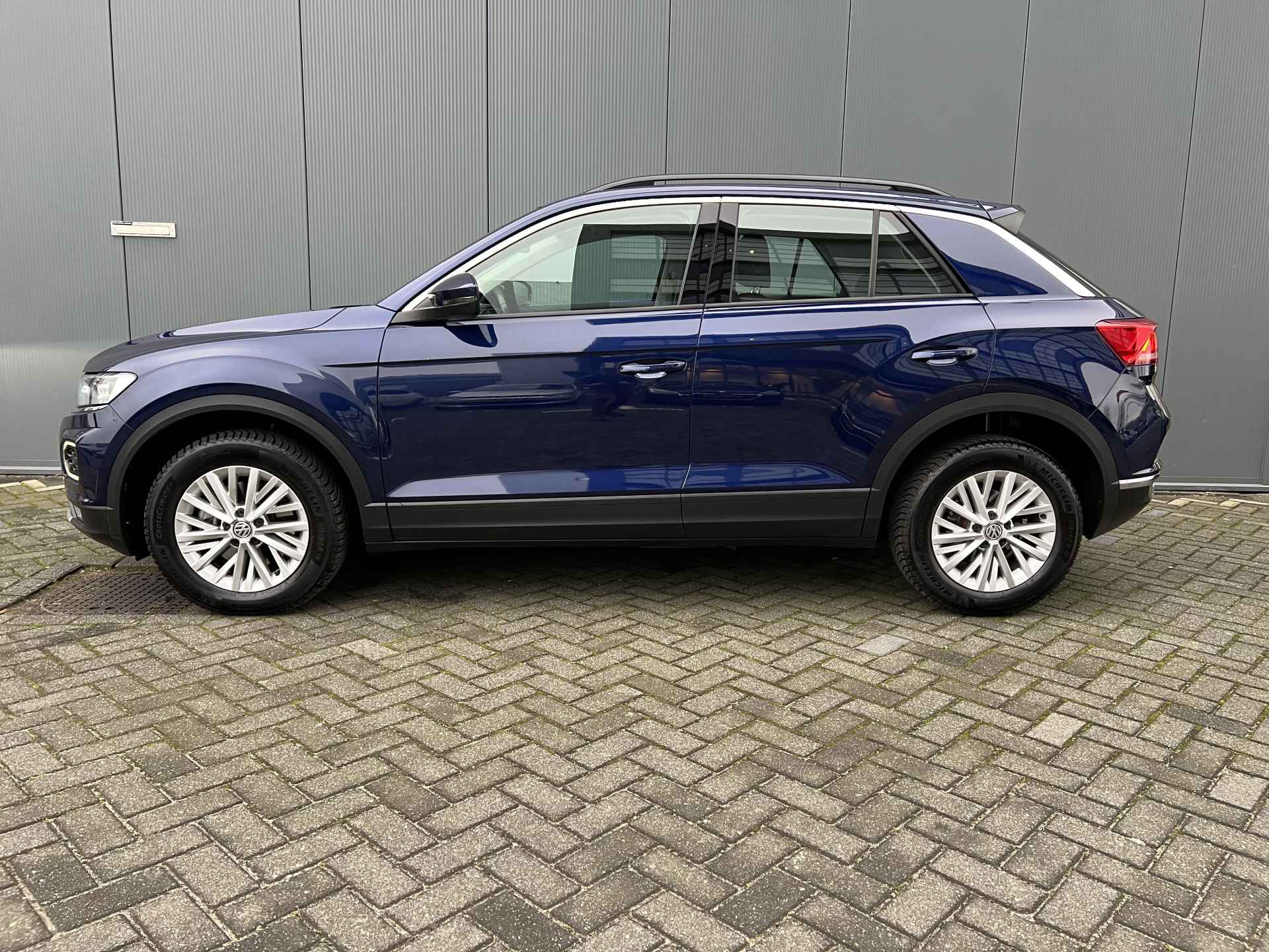 Volkswagen T-Roc 1.0 TSI 115pk Style | Climate controle | Stoelverwarming | Adaptive Cruise controle | Parkeersensoren voor en achter | LED kopla - 3/27