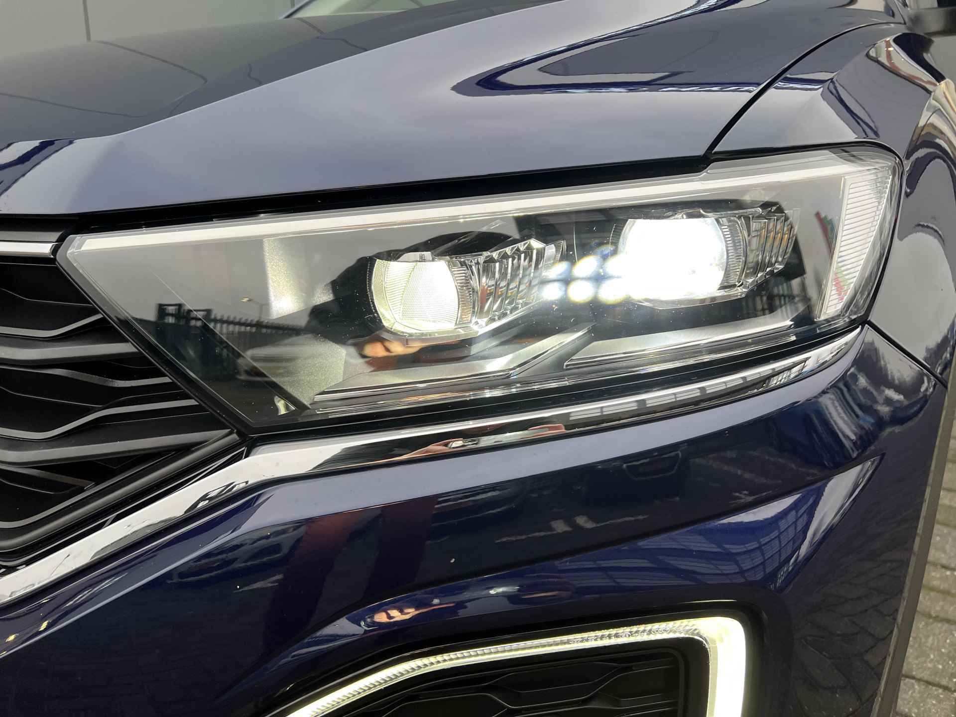 Volkswagen T-Roc 1.0 TSI 115pk Style | Climate controle | Stoelverwarming | Adaptive Cruise controle | Parkeersensoren voor en achter | LED kopla - 7/27