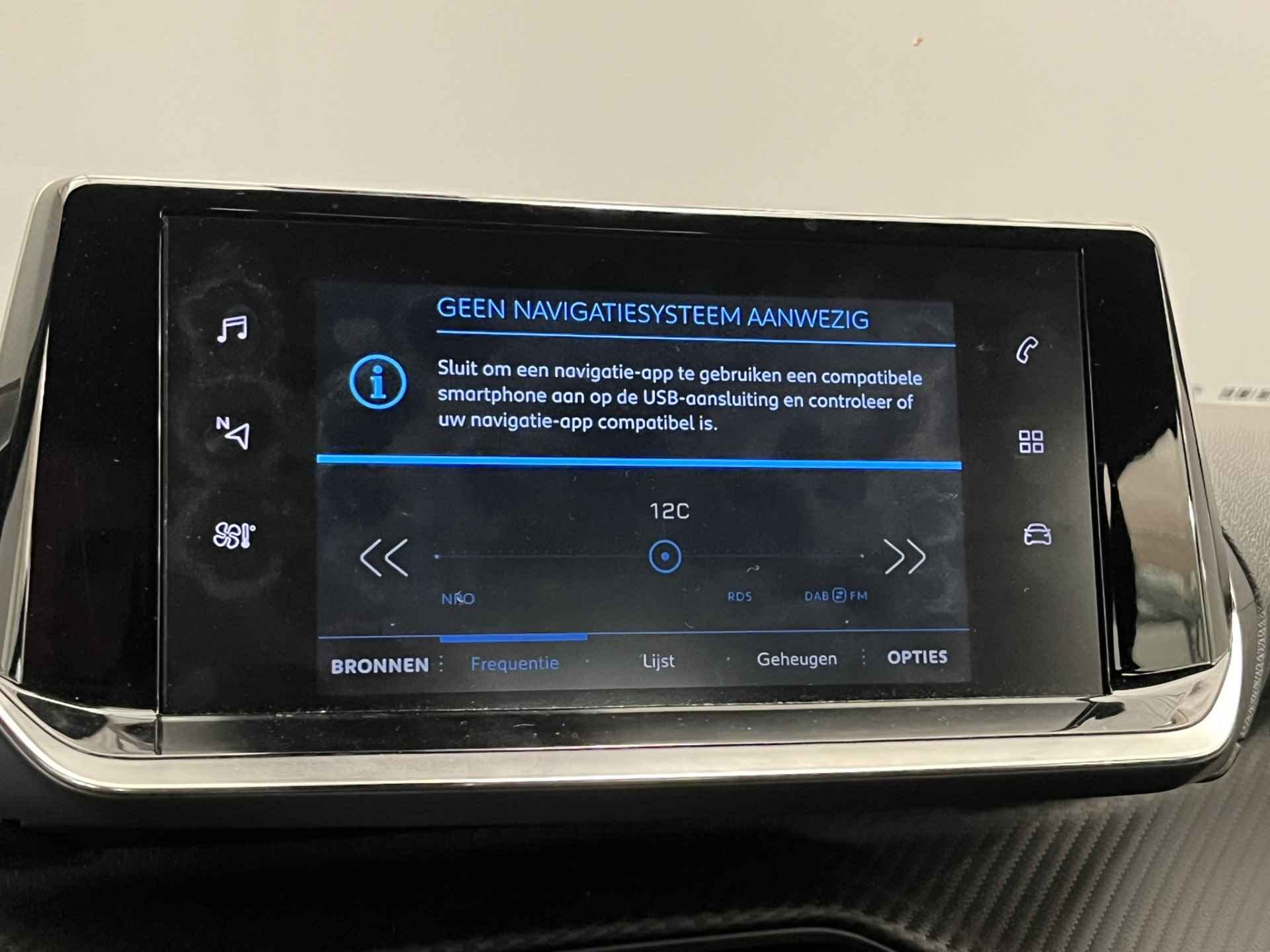 Peugeot 2008 1.2 100PK Active | Parkeersensoren Achter | Apple/Android Carplay | Airco | Cruise | LED | DAB | Bluetooth | Centrale Vergrendeling - 13/32