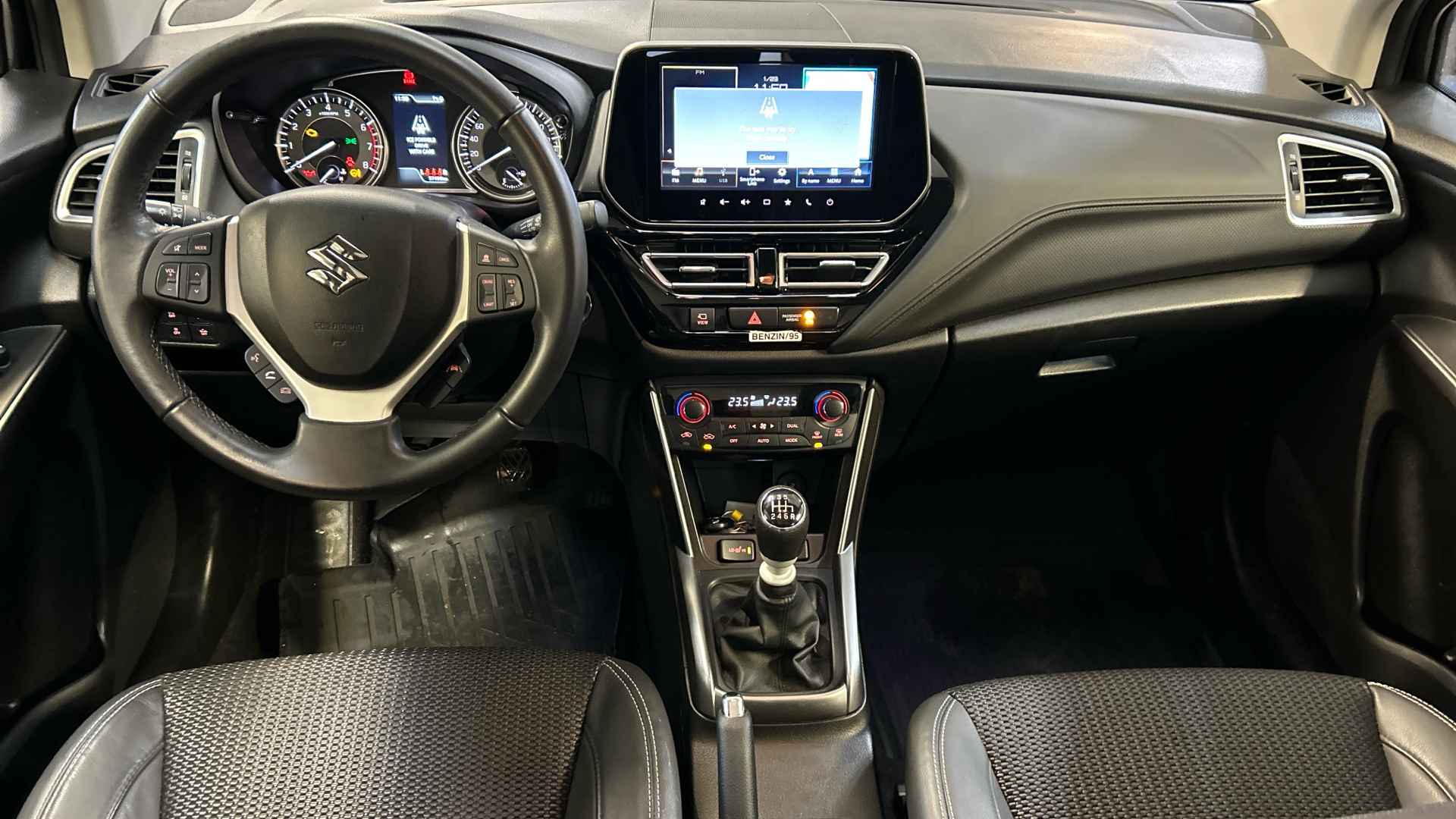 Suzuki S-Cross 1.4 BOOSTERJET STYLE SMART HYBRID Open dak | 360 Camera | Keyless | Stoelverwarming - 7/23