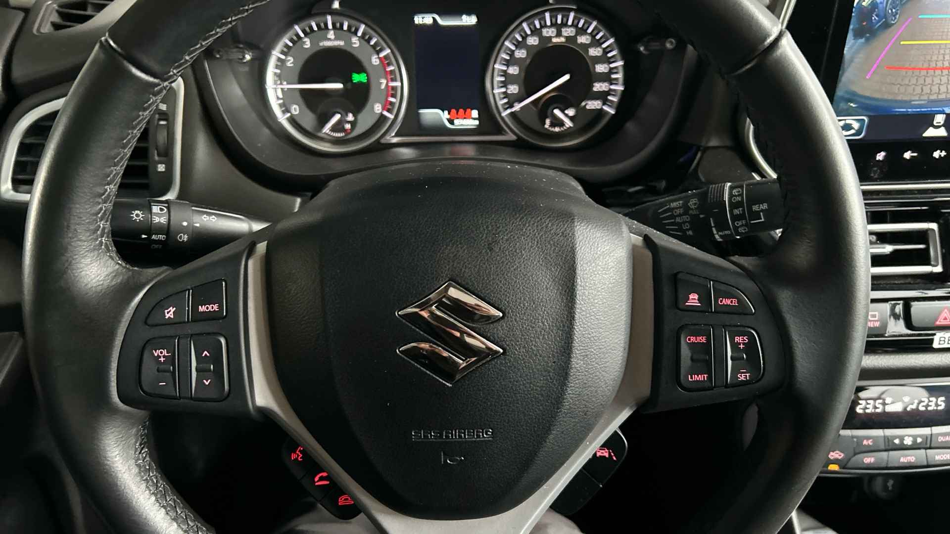 Suzuki S-Cross 1.4 BOOSTERJET STYLE SMART HYBRID Open dak | 360 Camera | Keyless | Stoelverwarming - 19/23