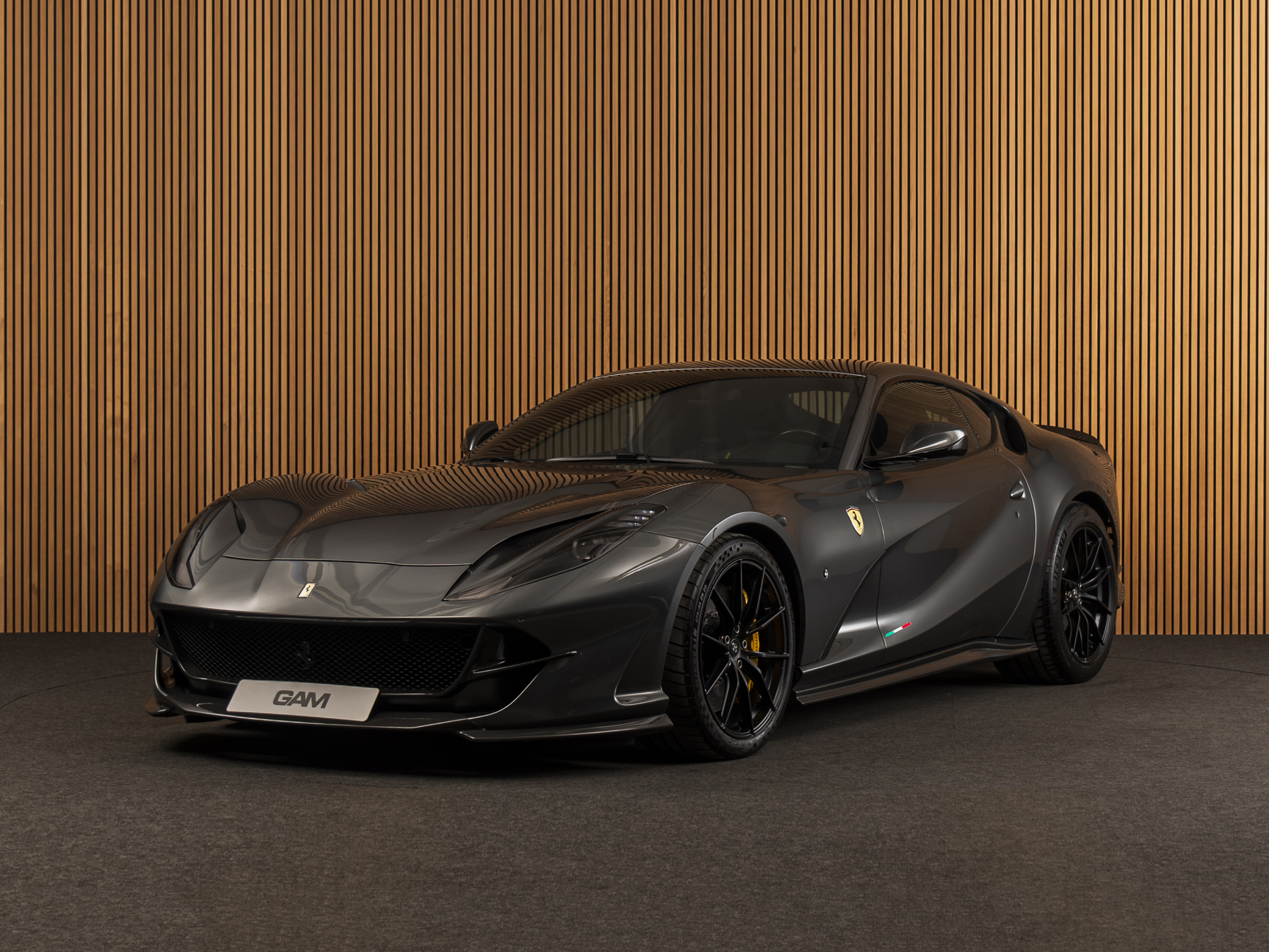 Ferrari 812 6.5 V12 Superfast HELE