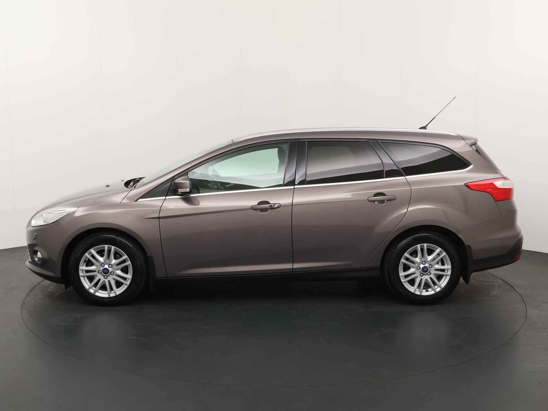 Ford FOCUS Wagon 150 pk Titanium | Cruise | Keyless Entry/Start | Navi | Dodehoeksensoren | - 2/20