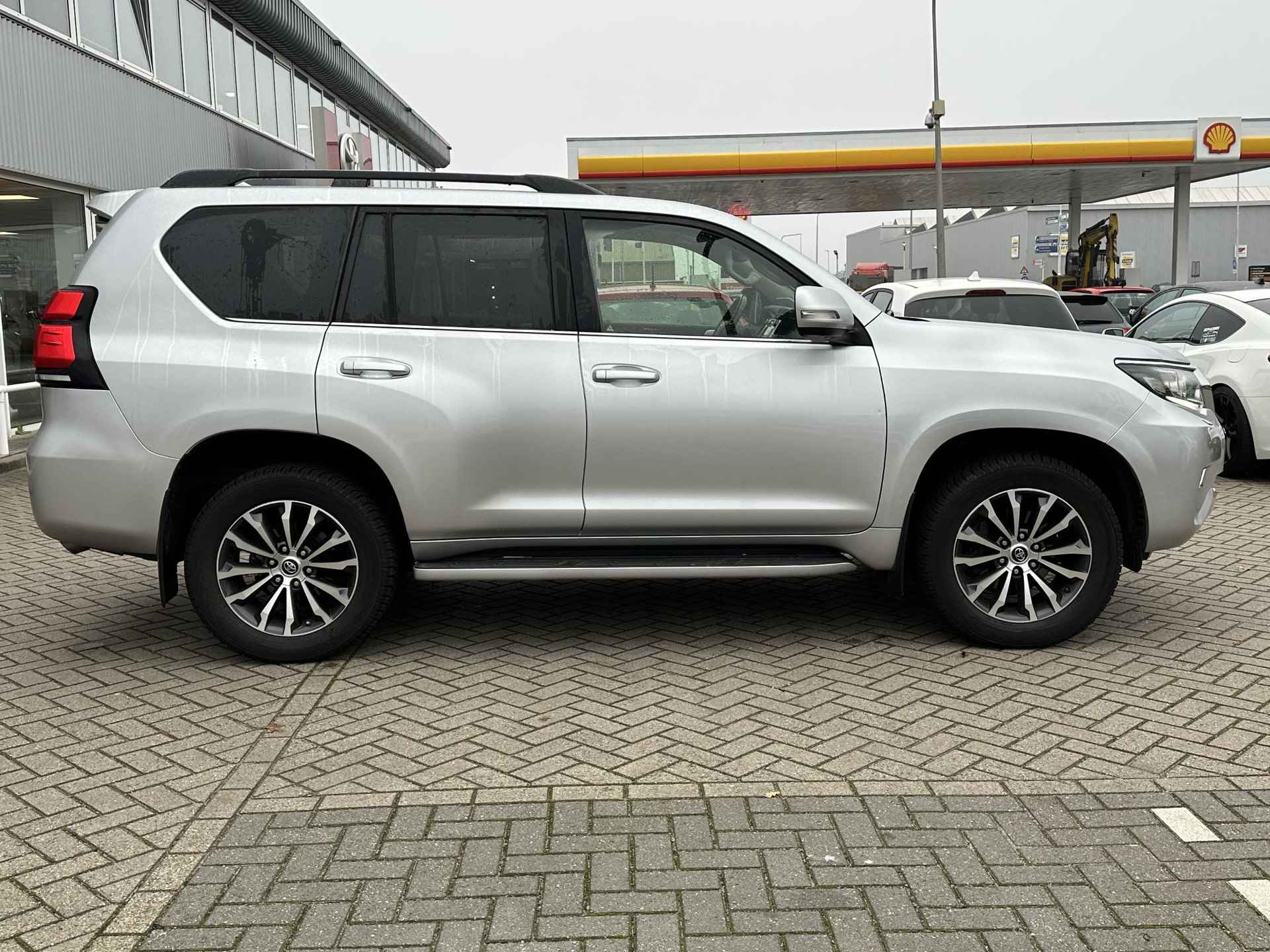 Toyota Land Cruiser 2.8 D-4D Executive 7p. , 3500KG Trekgewicht, Luchtvering, Bomvol met opties! - 42/45