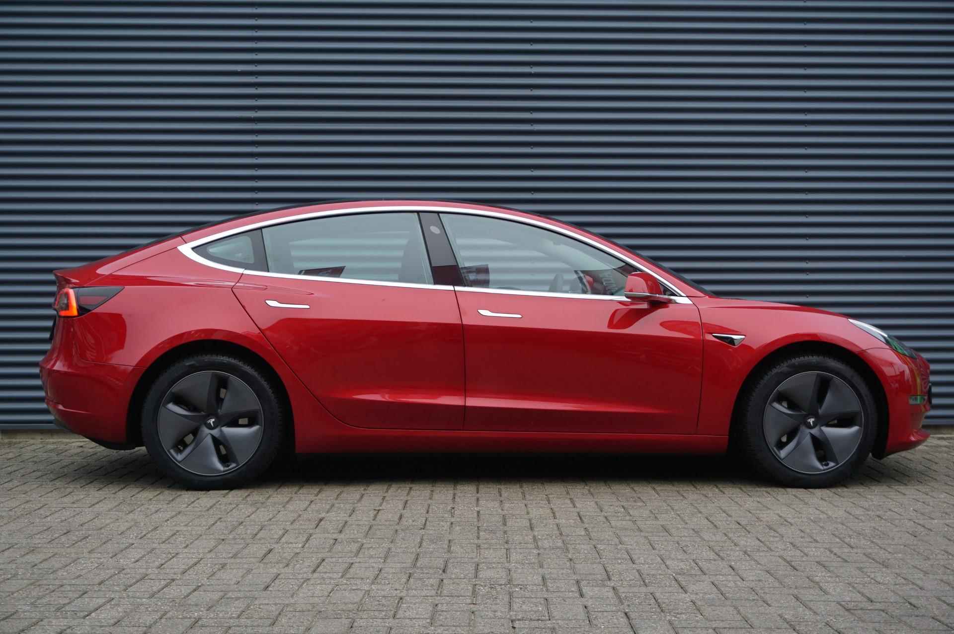 Tesla Model 3 350pk Long Range AWD 75 kWh | Stoelverwarming Voor & Achter | Achteruitrijcamera | FSD Mogelijkheid - 3/31