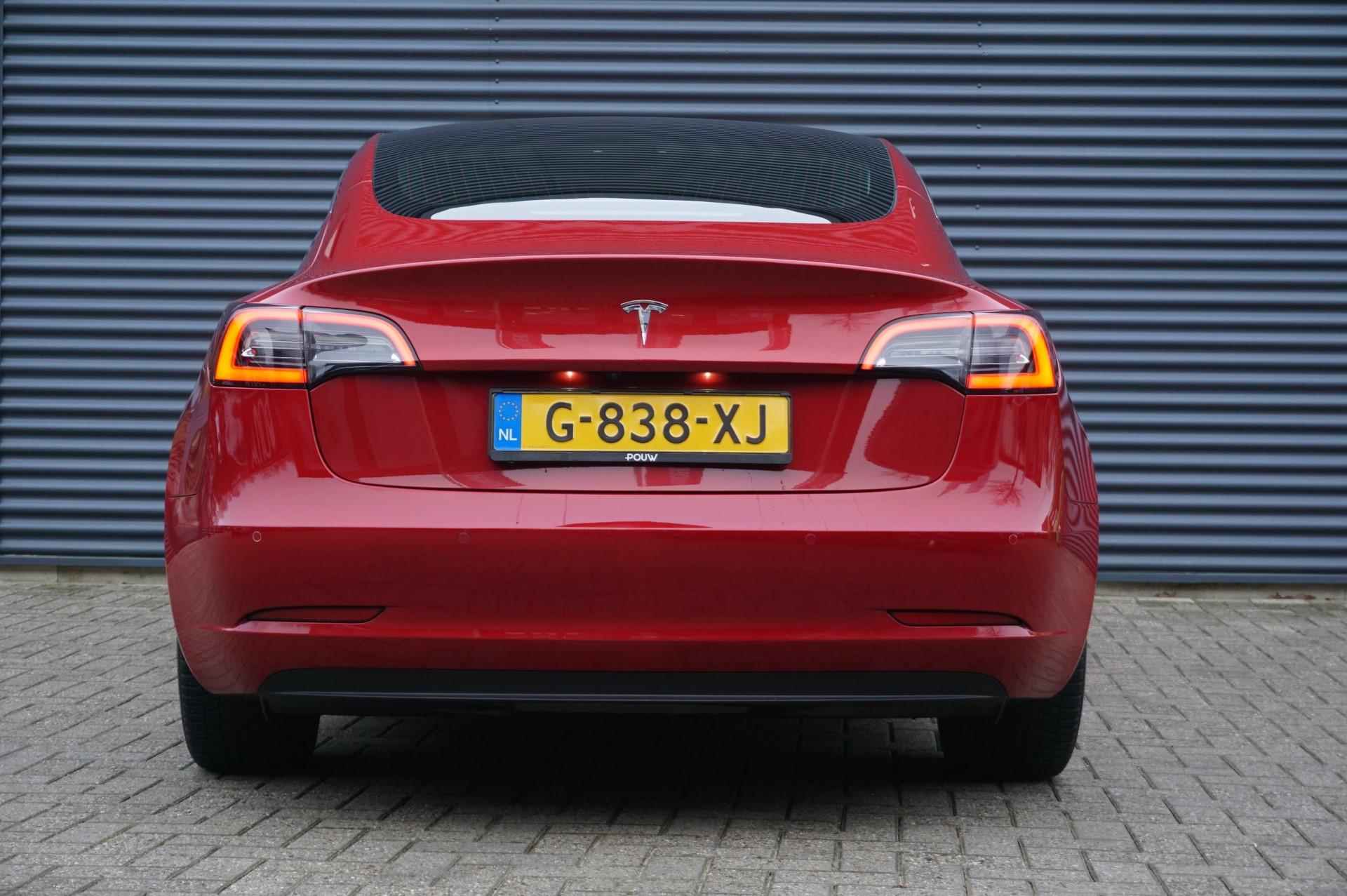 Tesla Model 3 350pk Long Range AWD 75 kWh | Stoelverwarming Voor & Achter | Achteruitrijcamera | FSD Mogelijkheid - 10/31